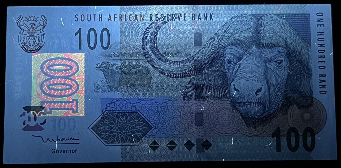 小福收藏拍卖第197期 裸钞场 本期有多张豹子号靓号 百慕大03年50元纪念钞百位号 马来亚和英属婆罗洲开国第一张纸币大冠女王 马来亚 41年1元英王乔六 法属太平洋10000法郎 捷克1000克朗纪念钞千位号  卢森堡 1000法郎  萨尔瓦多样钞 匈牙利 法罗群岛 危地马拉等多国精美纸币