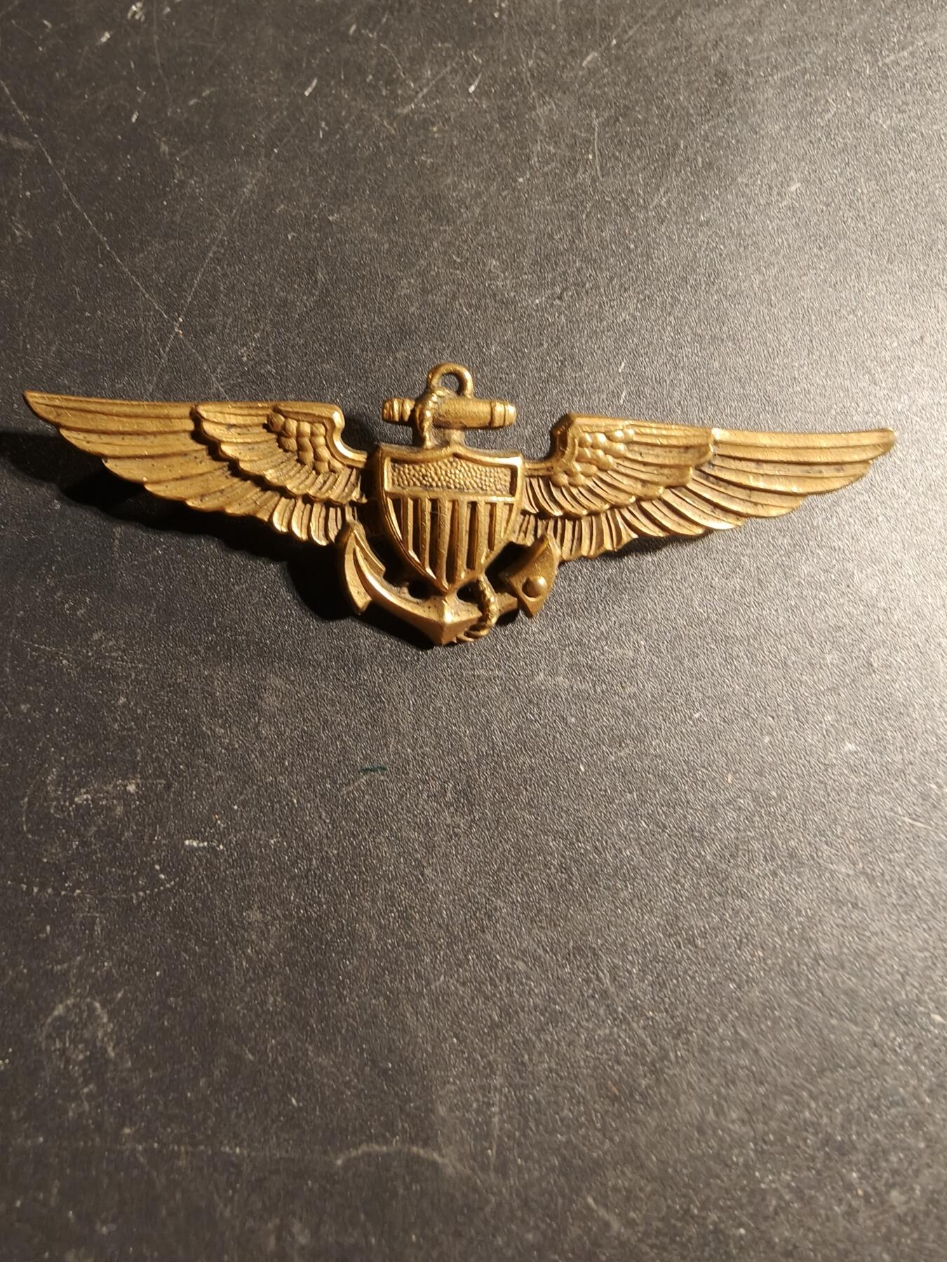 老王徽章第168期 美国海军航空兵证章    二战时期横针版    3英寸    带厂标