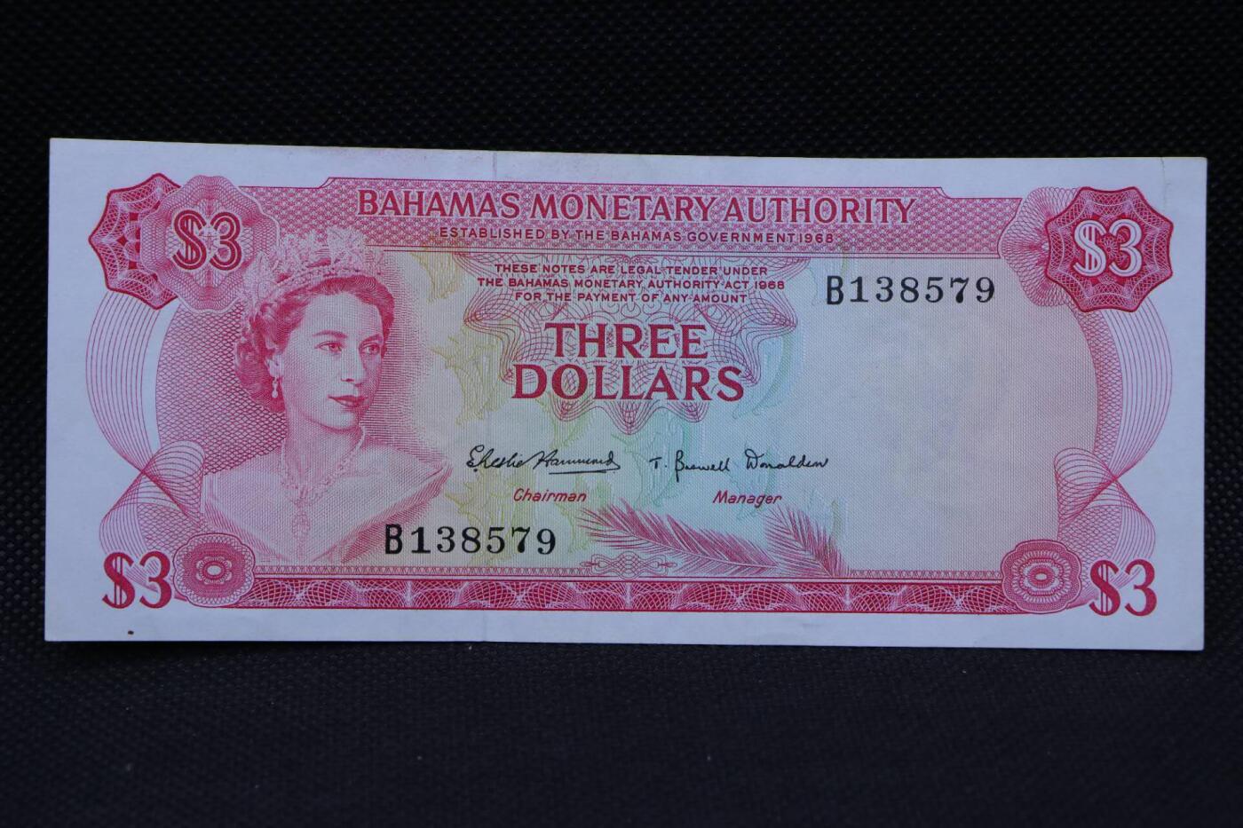 【淘币小摊】限时拍第八百二十一拍  纸币场  满百包邮可预留两周  周一统一发货   巴哈马1968年彩背3元纸币【有折】