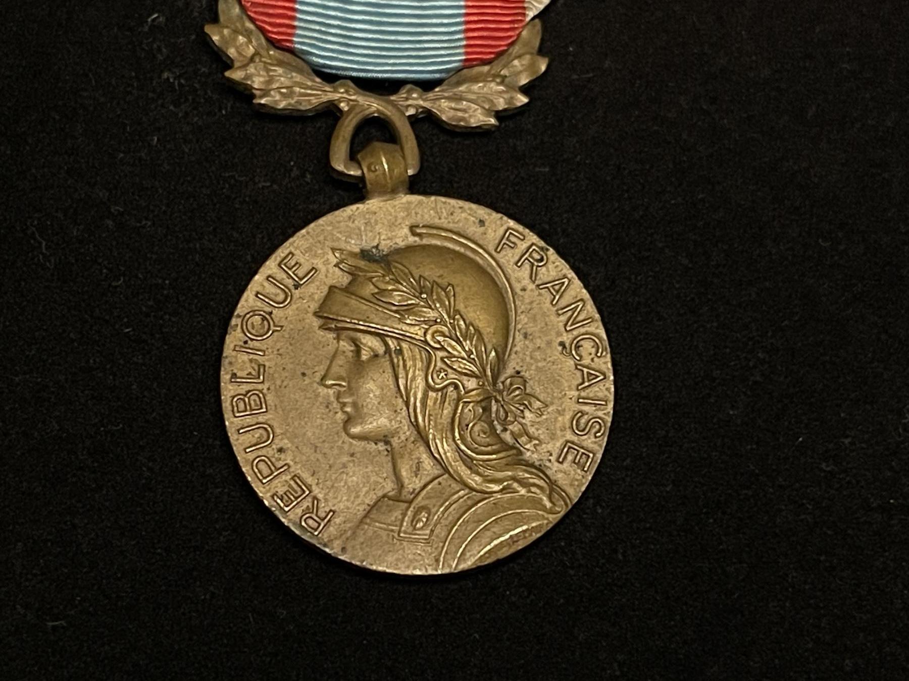 勋章专场 法国北非安全行动奖章   带“阿尔及利亚”勋条