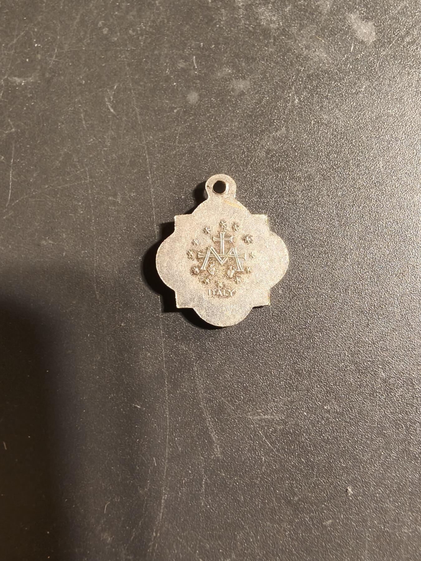 老王徽章第168期 法国天主教会纪念章