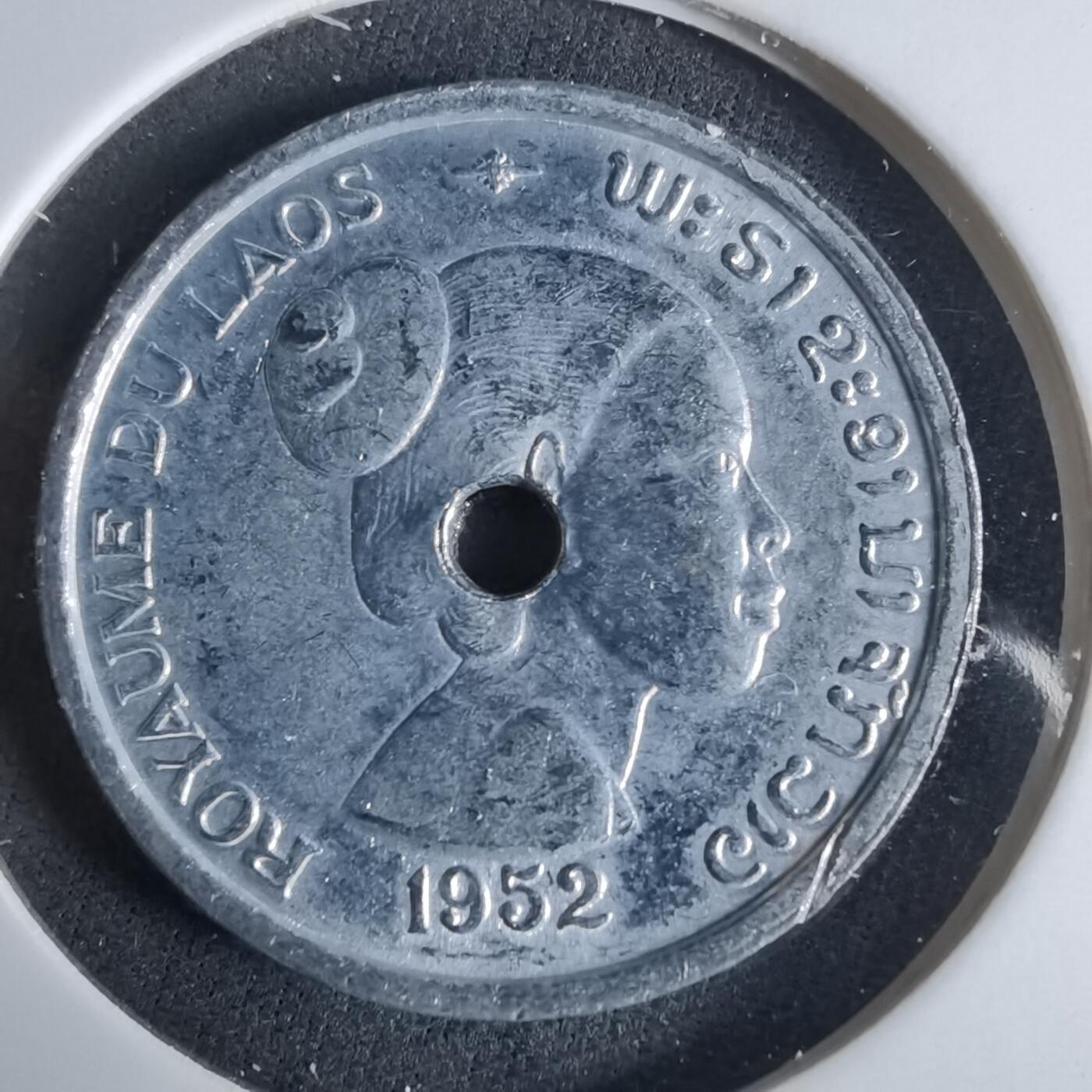 沼泽如烟--第921场 老挝1952年10分