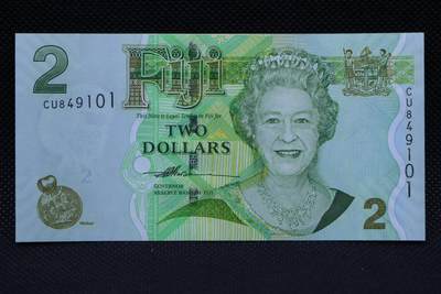 【淘币小摊】限时拍第八百二十一拍  纸币场  满百包邮可预留两周  周一统一发货  -  斐济2元纸币