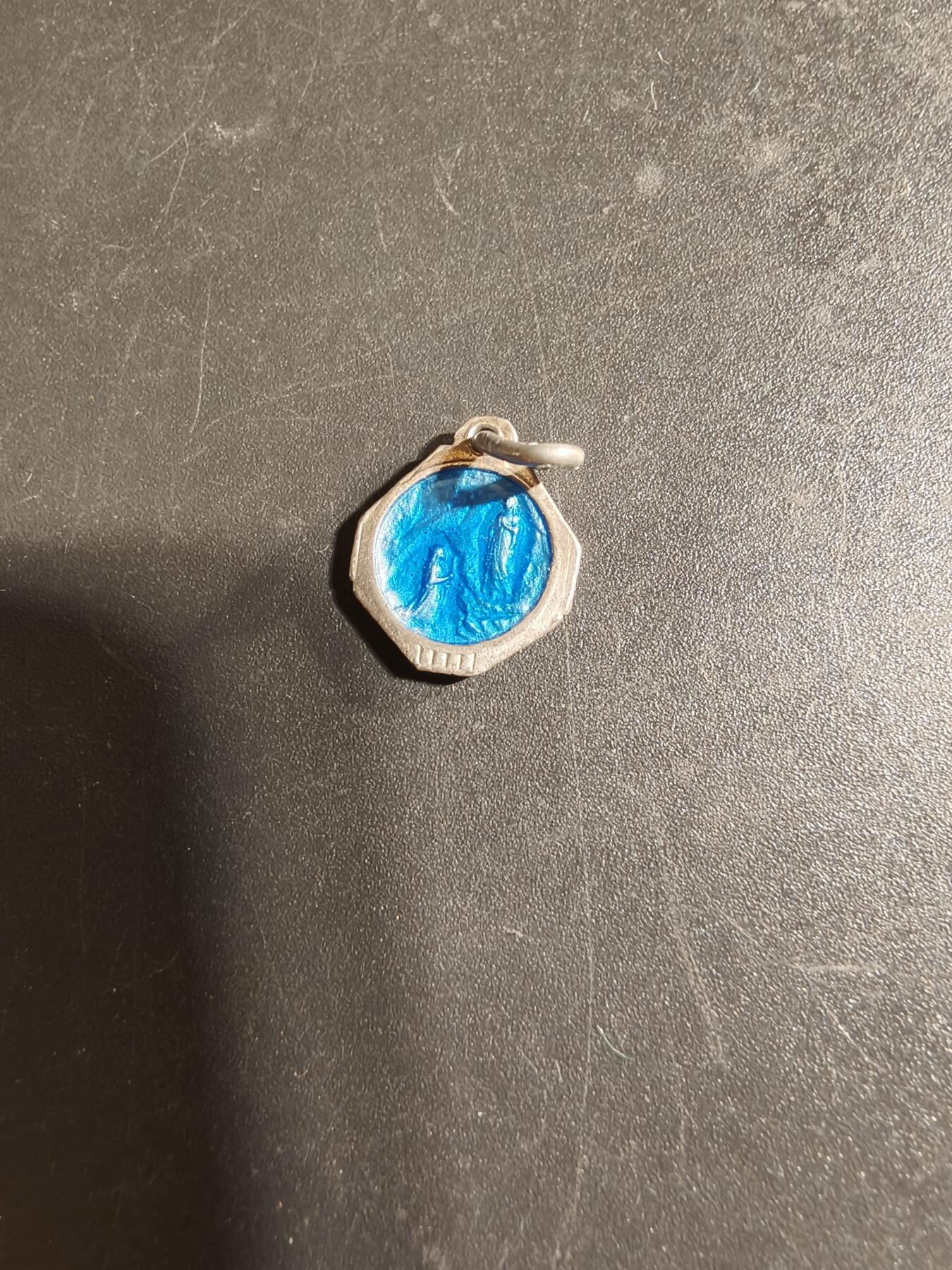 老王徽章第168期 法国天主教会纪念章