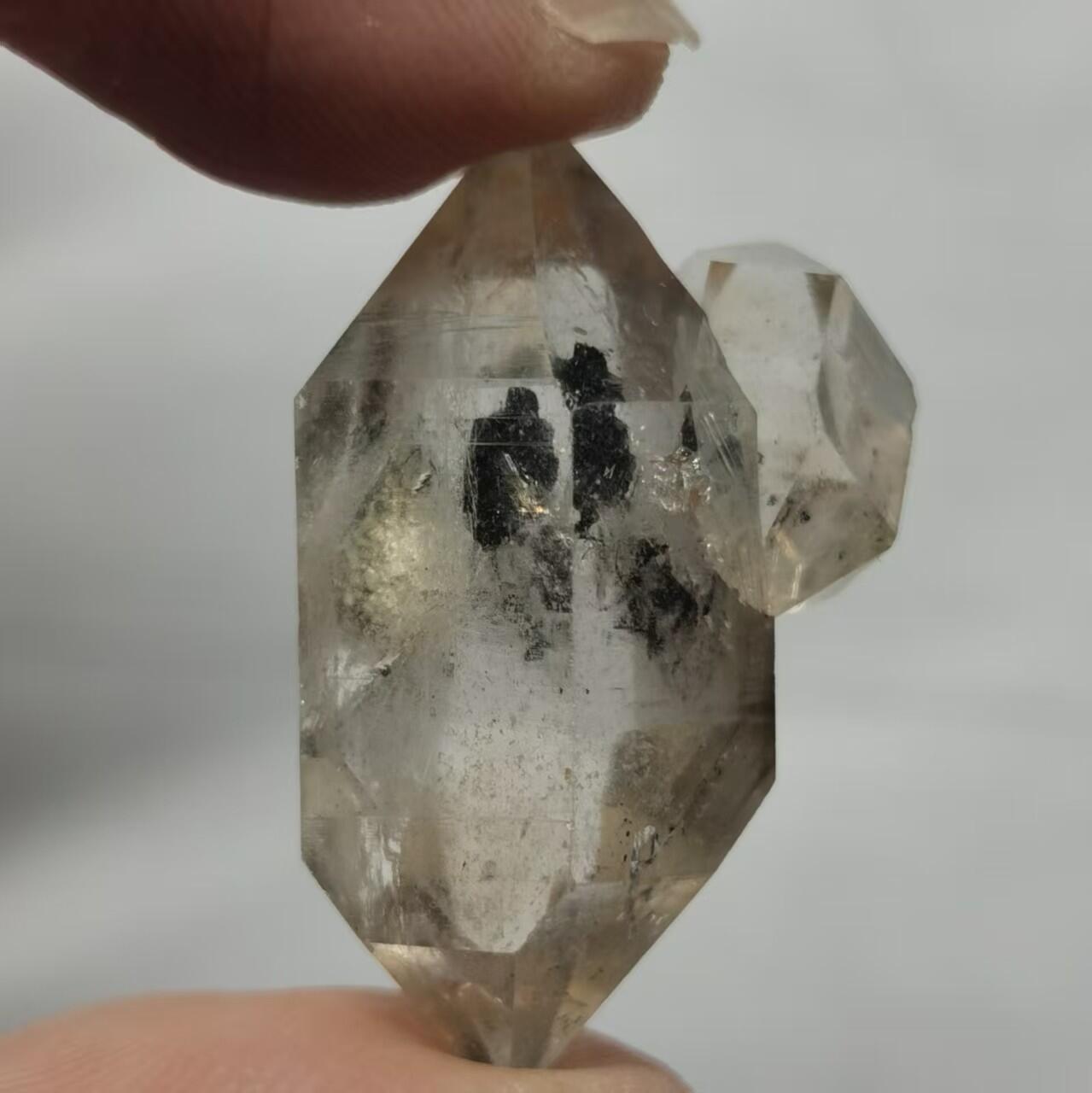 七河·世界钱币杂件水晶矿标小拍（总第30期） 藏家出品X663云贵闪灵水晶 多生 共生 本件拍品由合作藏家邮寄，库存编号 387-28