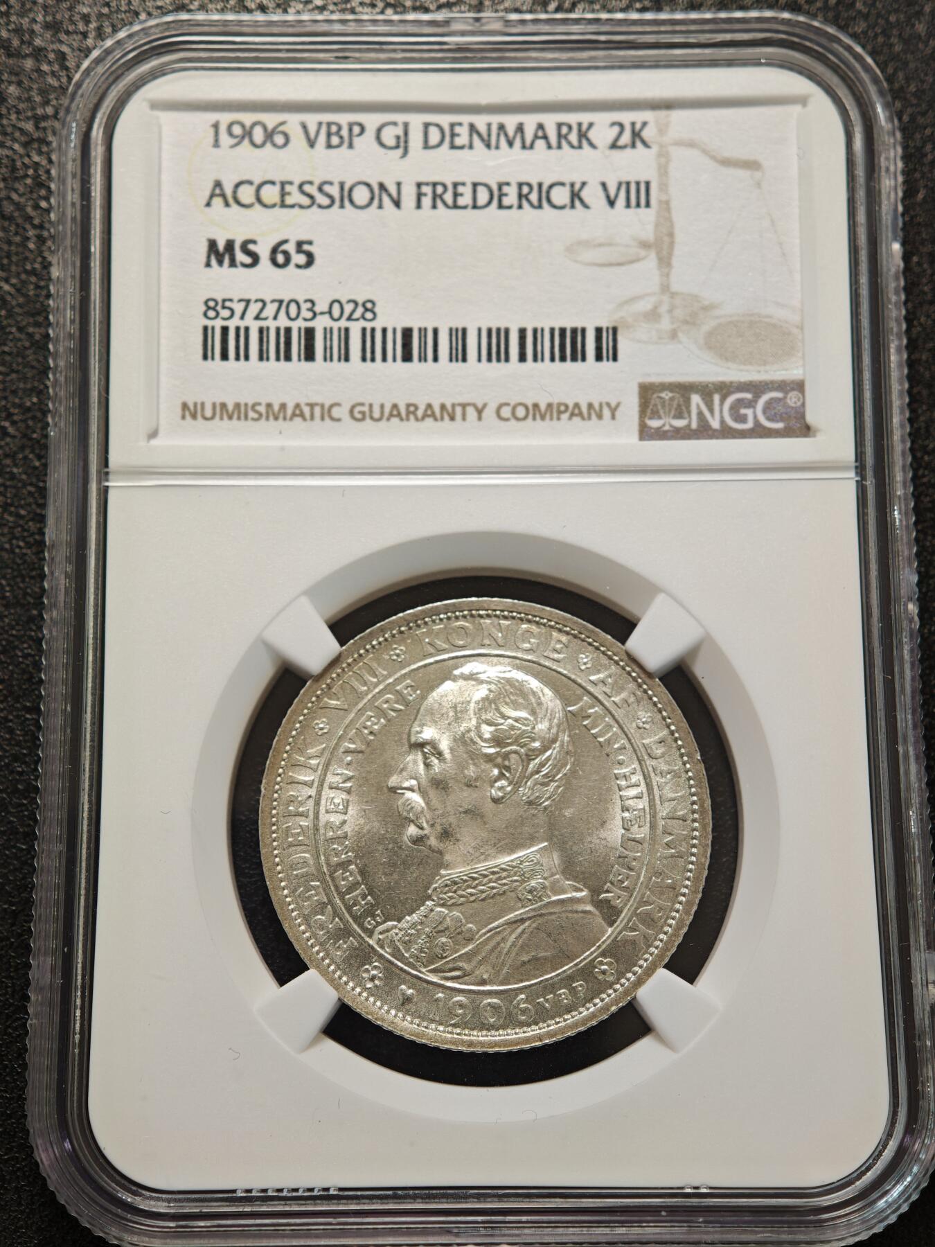 【德藏】世界币章拍卖第156期（拍品征集中~欢迎藏友联系） 1906年 丹麦弗雷德里克八世继位2克朗纪念银币 NGC MS65 转光极强 原光十足