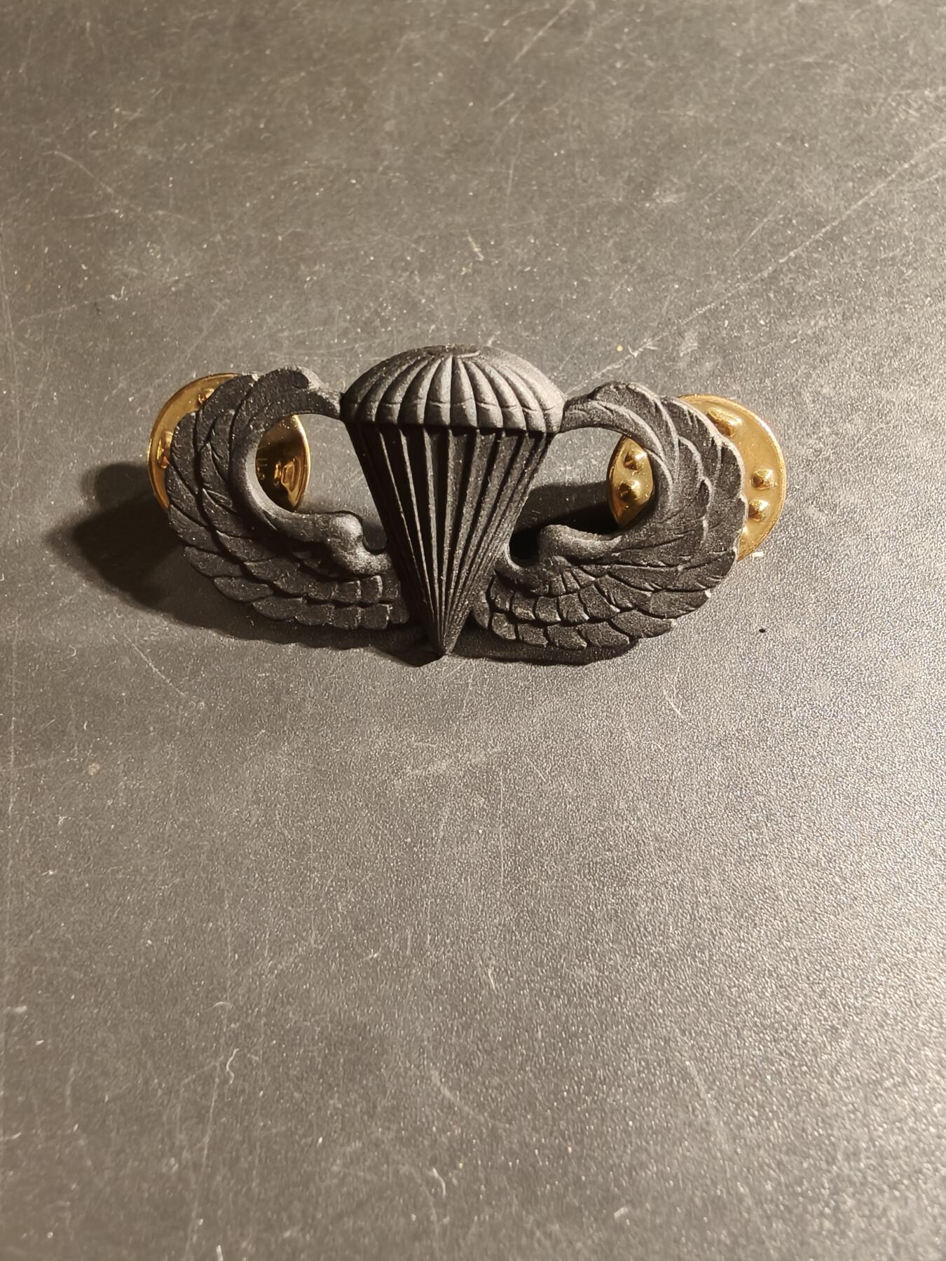 老王徽章第168期 美国空降兵技能章