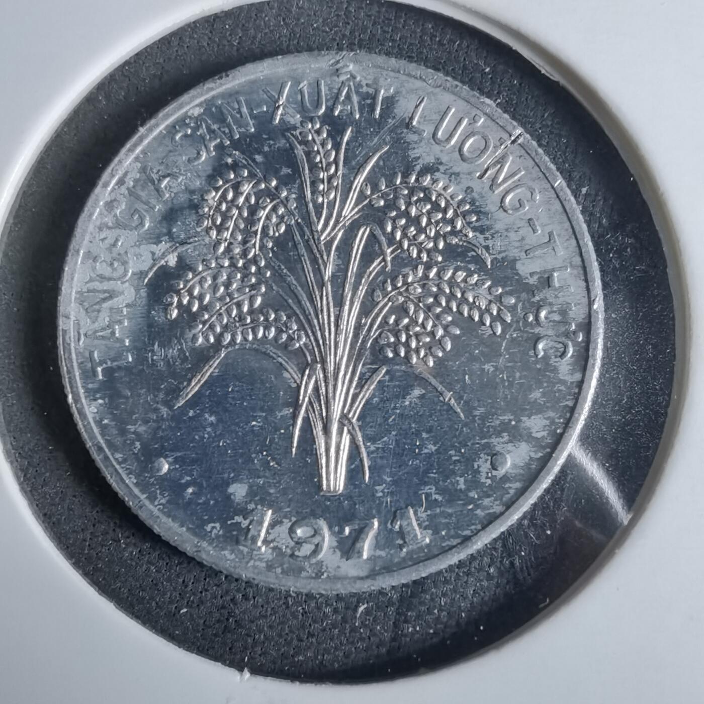 沼泽如烟--第921场 越南1971年1盾