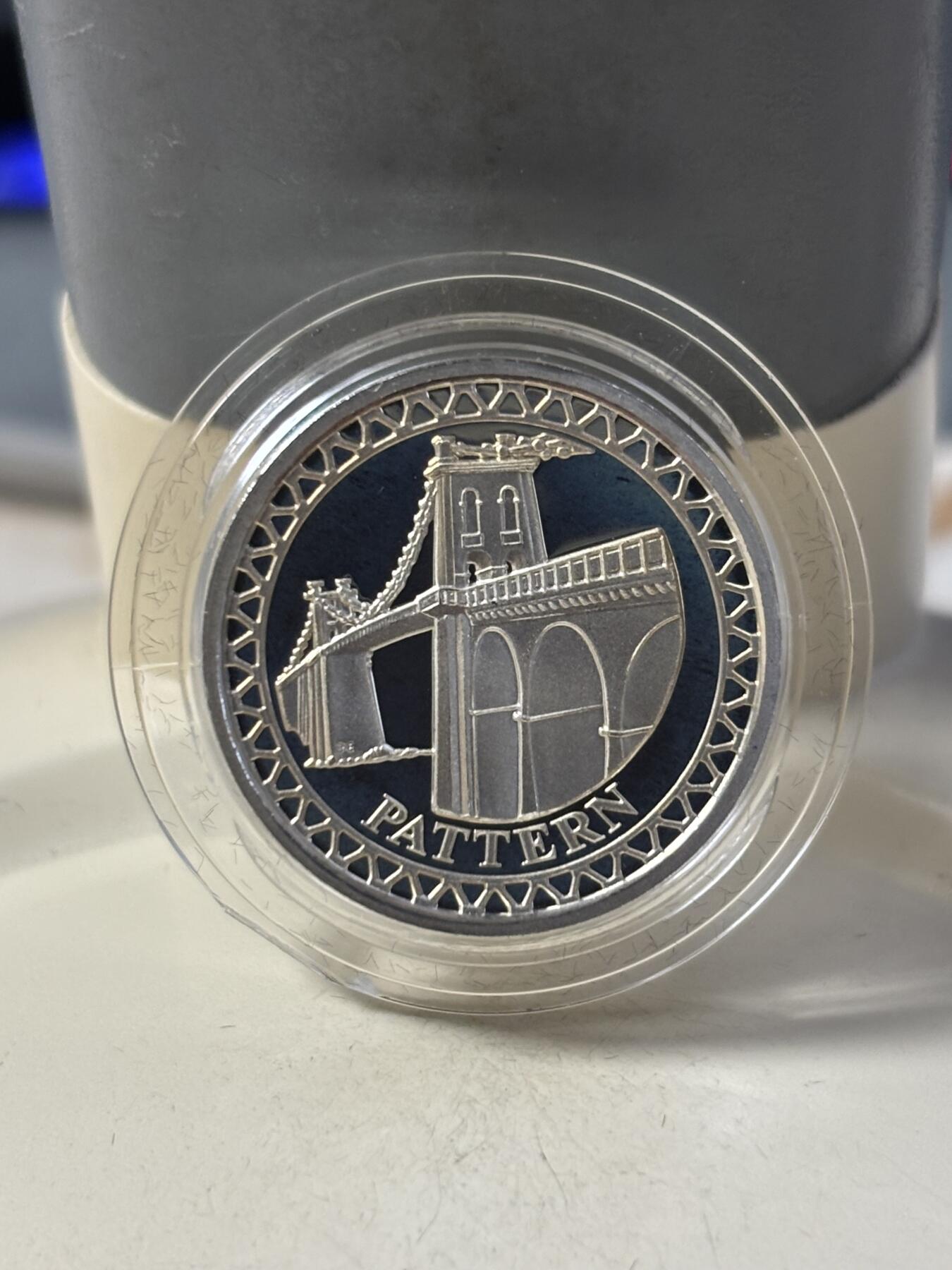 第184期拍卖 英国2003年桥梁系列1英镑精制纪念银币4枚全套，925银，9.5克*4，发行7500套，有氧化