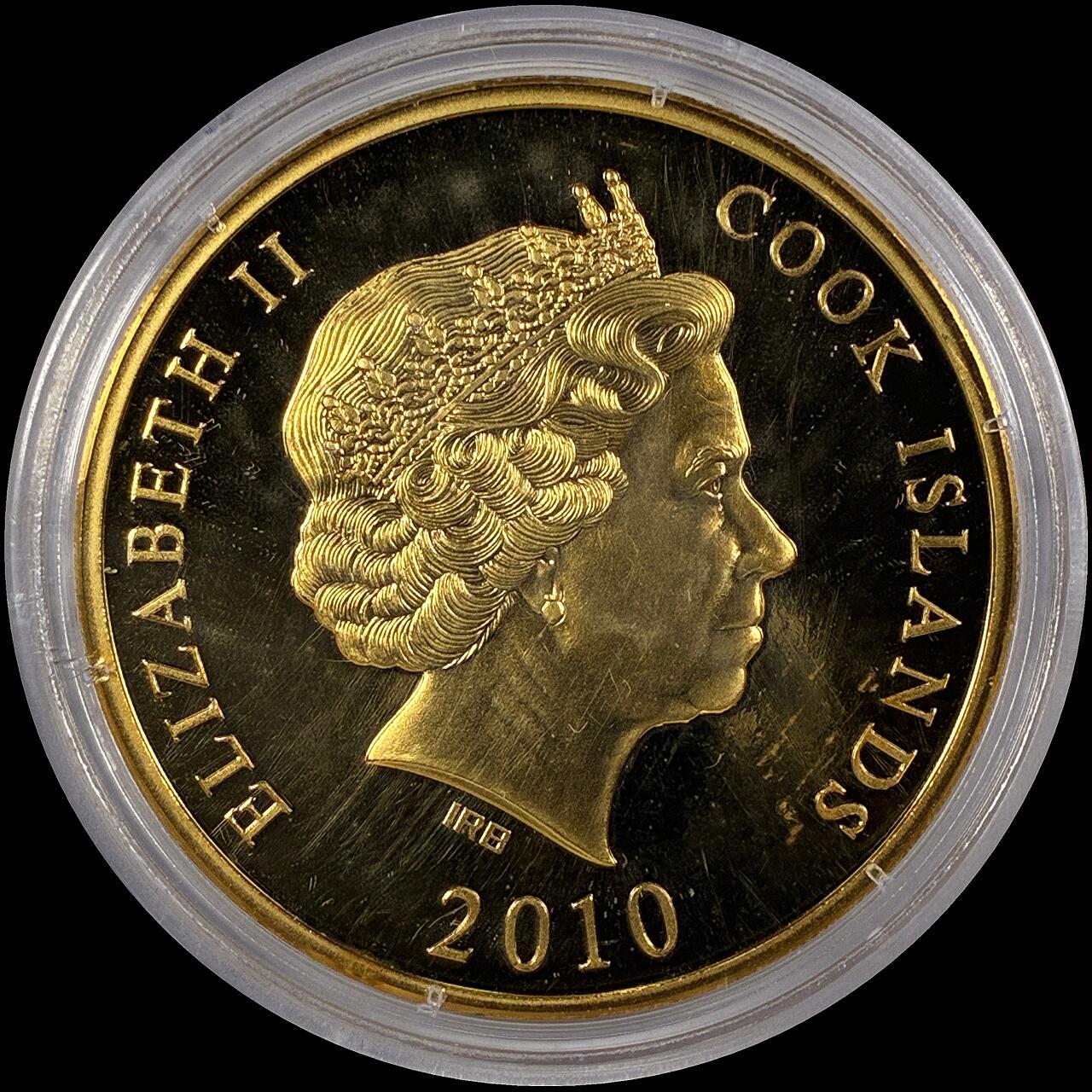 【雨安】【直播拍卖】【世界币章118期-裸币】2025-12-05 周五 19:30 保真 [现代裸币] Cook Island 库克群岛 1元 2010年 德国民族大会战纪念碑 塑料盒子有破损