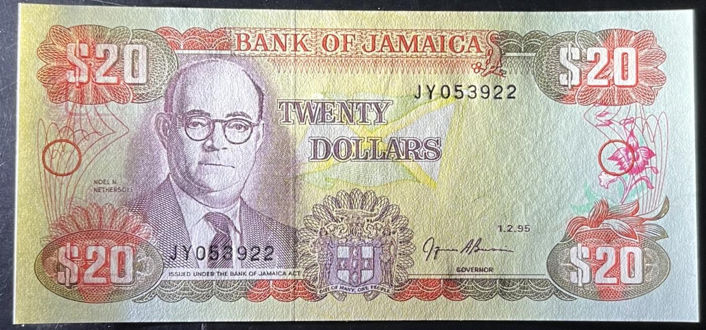 小福收藏拍卖第197期 裸钞场 本期有多张豹子号靓号 百慕大03年50元纪念钞百位号 马来亚和英属婆罗洲开国第一张纸币大冠女王 马来亚 41年1元英王乔六 法属太平洋10000法郎 捷克1000克朗纪念钞千位号  卢森堡 1000法郎  萨尔瓦多样钞 匈牙利 法罗群岛 危地马拉等多国精美纸币 牙买加 1995年 20元 无47 双尾 unc