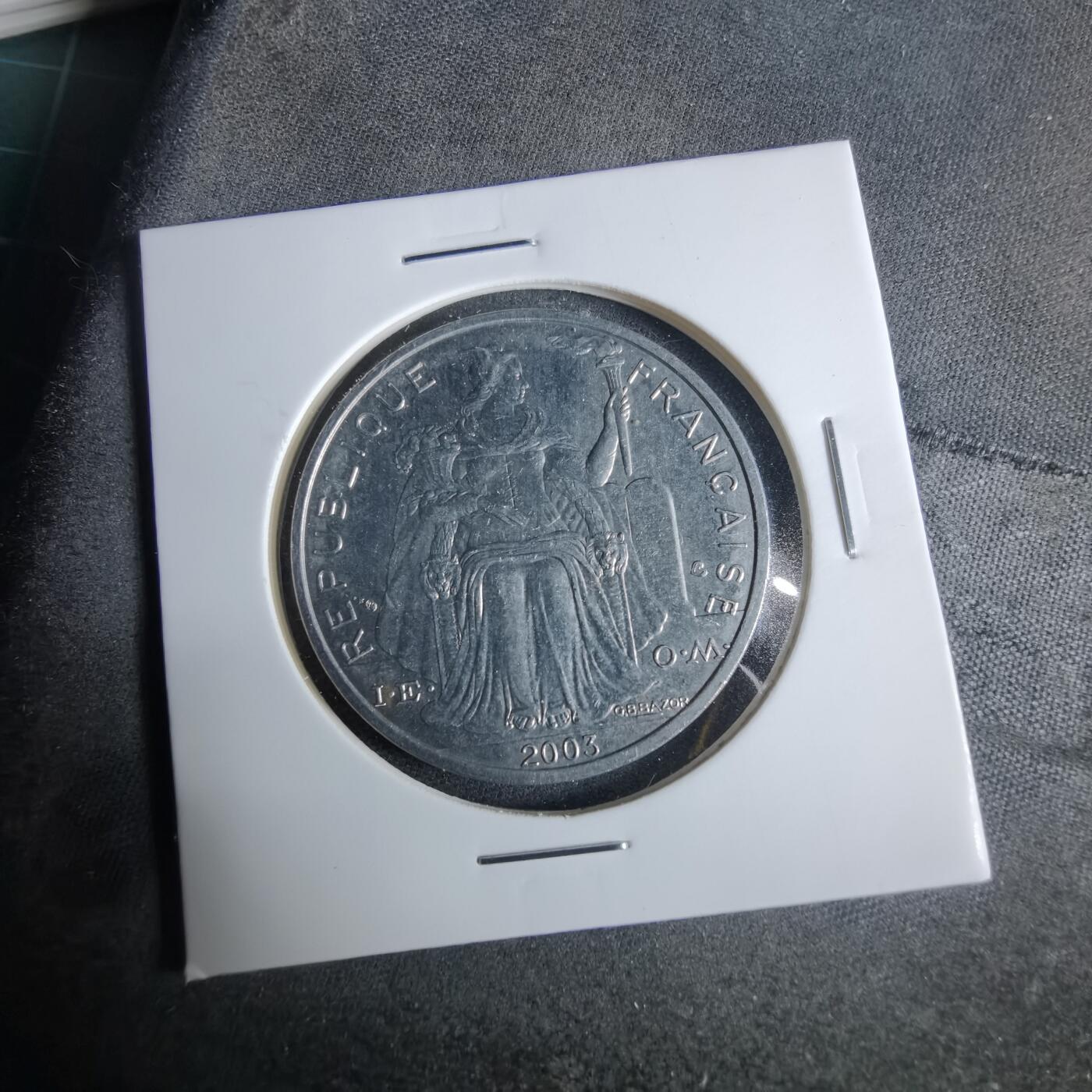 沼泽如烟--第921场 法属新喀里多尼亚2003年5法郎