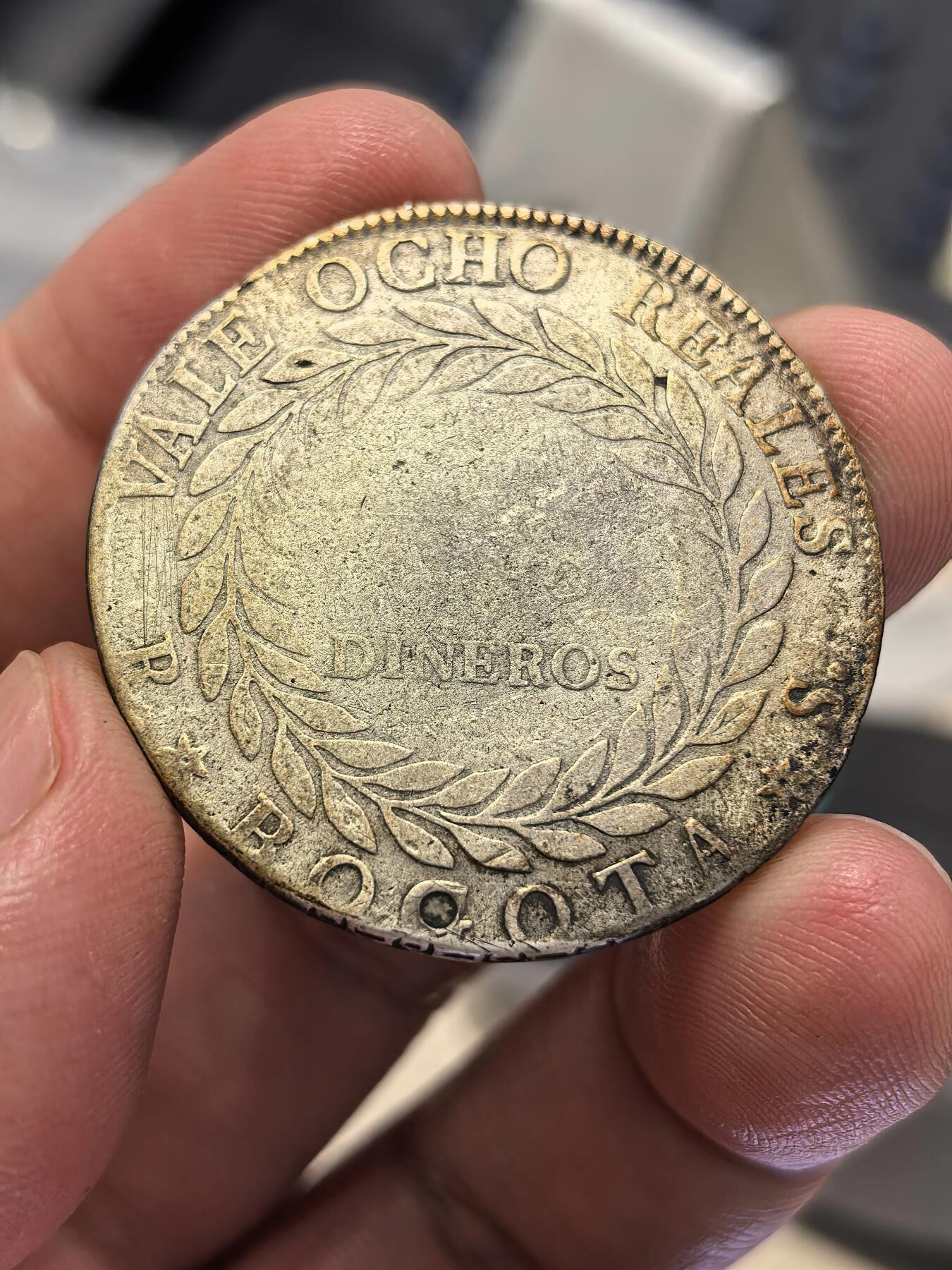 博洋堂世界钱币拍卖第150期（全场包邮） 哥伦比亚1840年8里亚尔银币 有极小打孔修补 22.73g