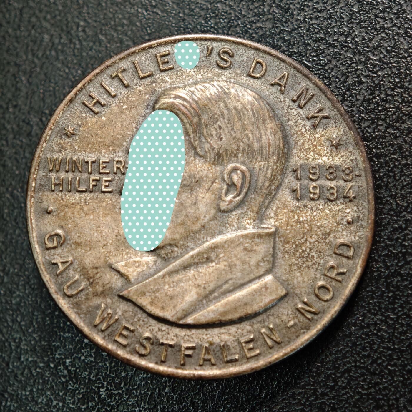 【德藏】世界币章拍卖第156期（拍品征集中~欢迎藏友联系） 1934年 德国民族社会主义工人党党首像章纪念铜章  评级参考目录编号C-211 直径约：35.6mm；重约：14.3g（原图请联系客服）