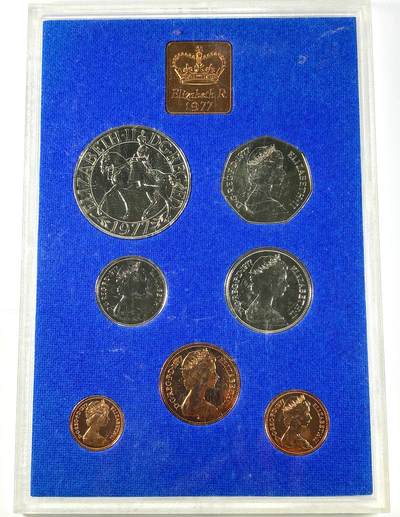 【雨安】【直播拍卖】【世界币章118期-裸币】2025-12-05 周五 19:30 保真 - [现代套币] Great Britain 英国 套币 精制套币 1977年