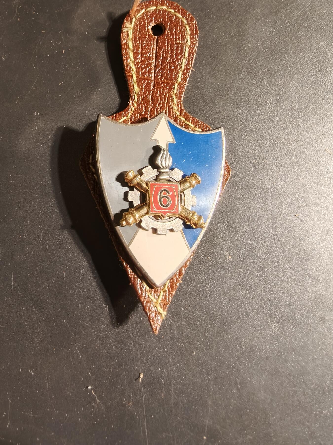 老王徽章第168期 法国第6后勤弹药维修连证章