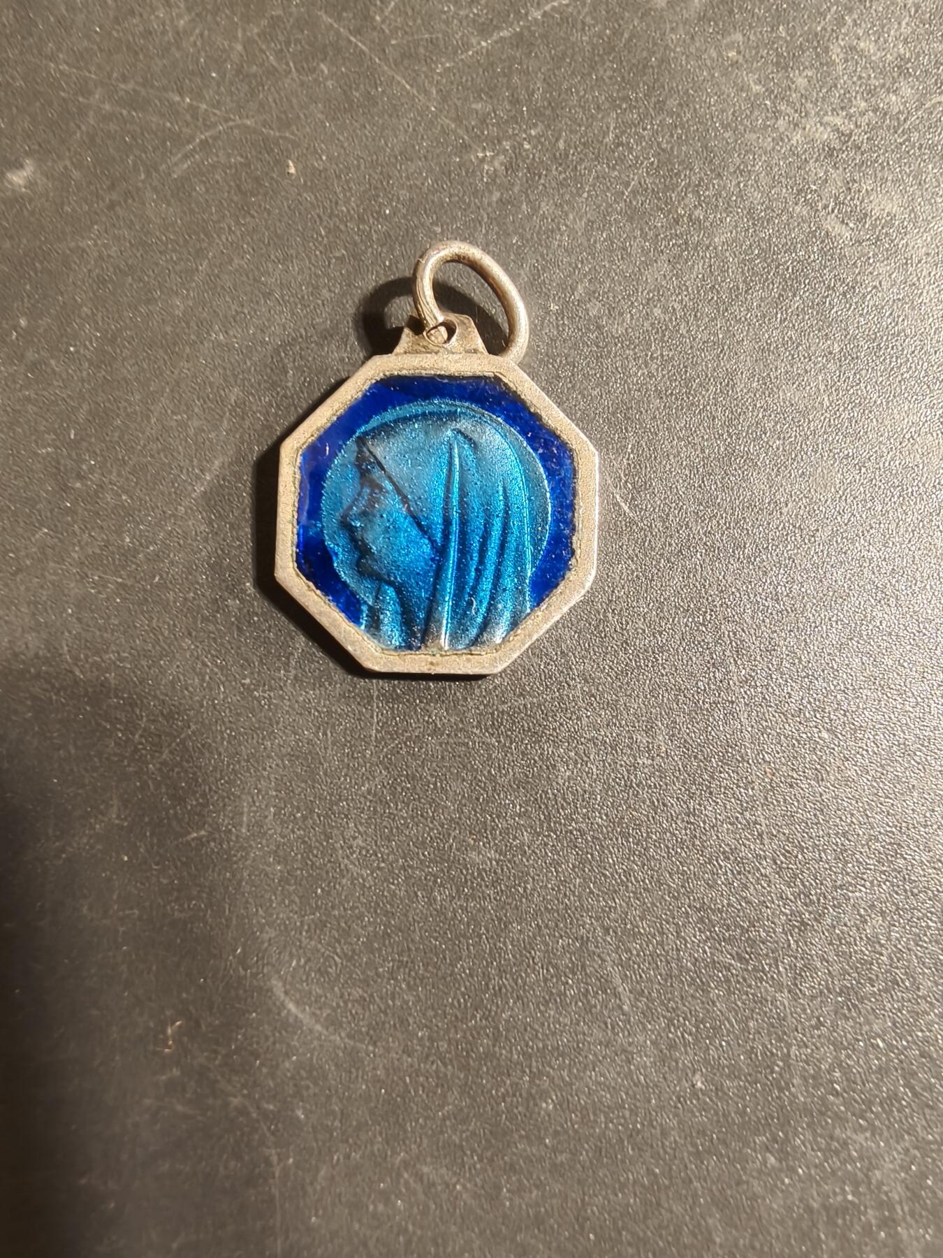 老王徽章第168期 法国天主教会纪念章