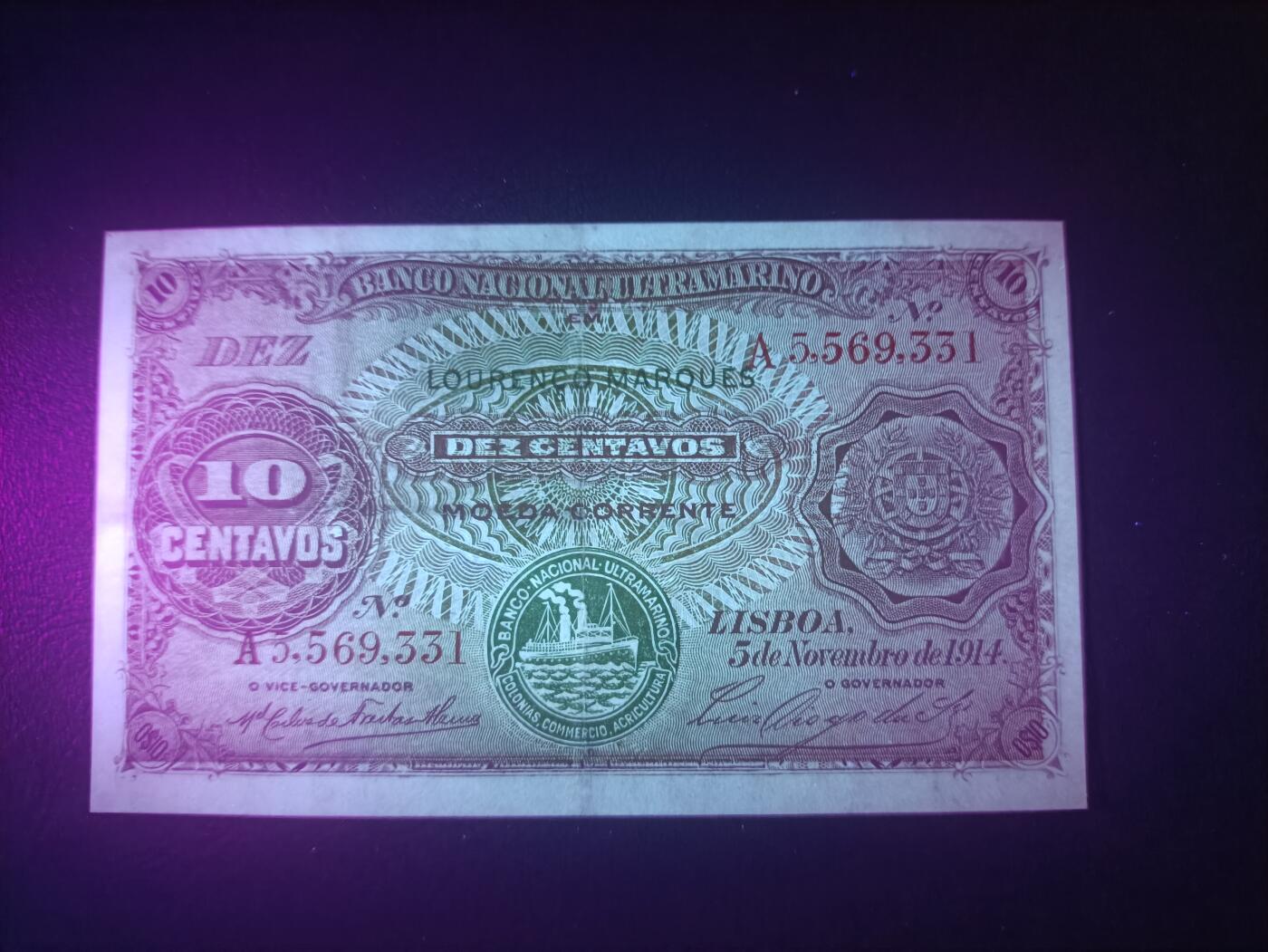 2025十二月第一期，总206期 葡属莫桑比克1914年10分AUNC首冠无47，绿印版本，稀有葡属殖民地品种，经典的大西洋银行目送船队出海图案