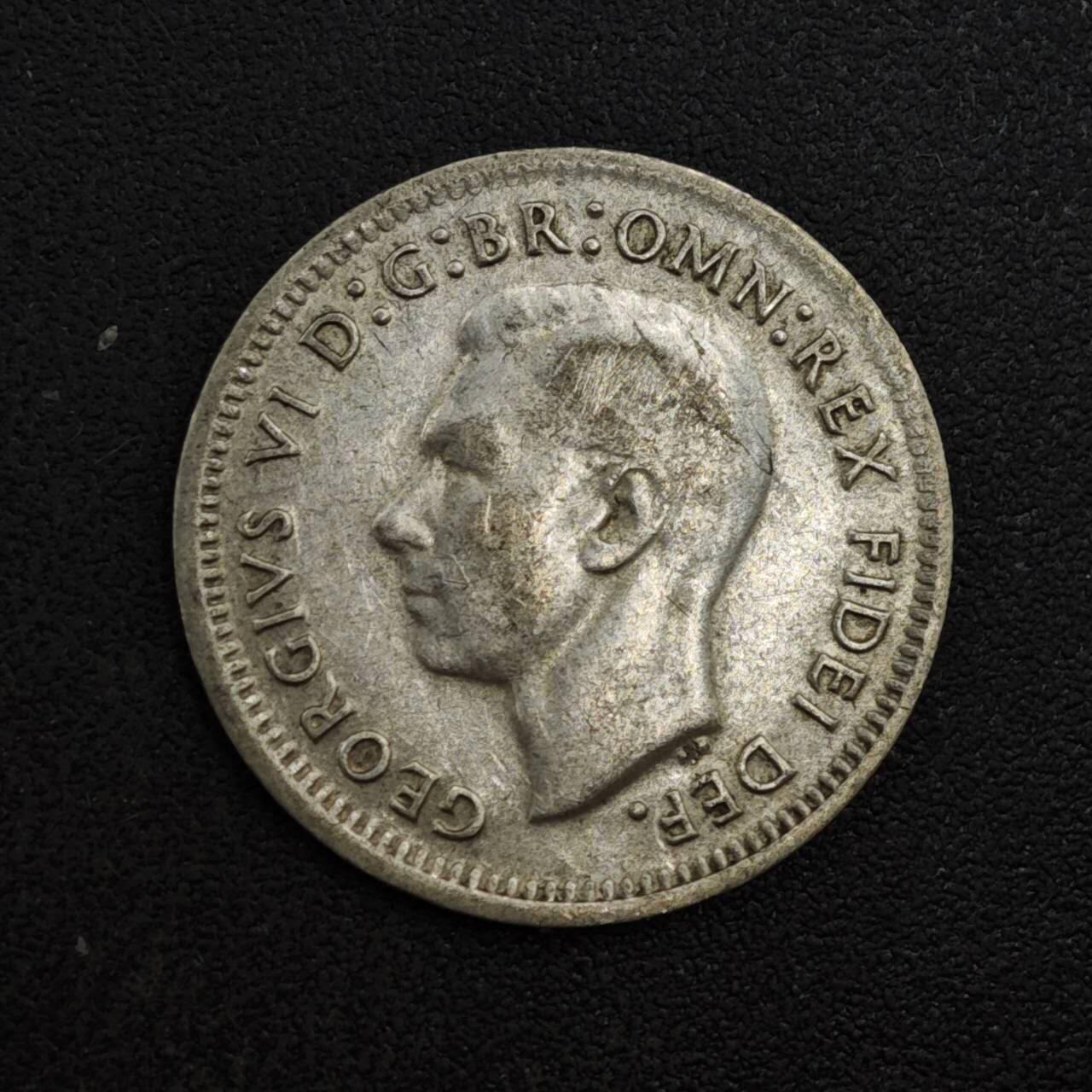 【淘币小摊】实时拍第八百一十八拍   散币小银币场   满百包邮可预留二周 每周一统一发货   澳大利亚1950年乔治六世3便士银币