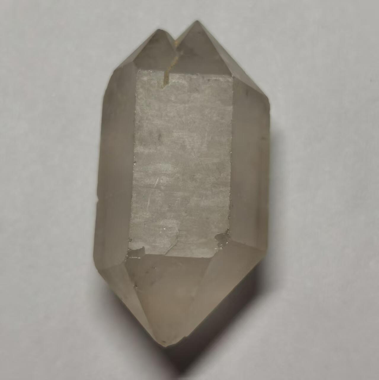 七河·世界钱币杂件水晶矿标小拍（总第30期） 藏家出品X666 云贵闪灵水晶原石 本件拍品由合作藏家邮寄，库存编号5380.