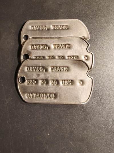 老王徽章第168期 - 美国海军狗牌一组    天主教徒