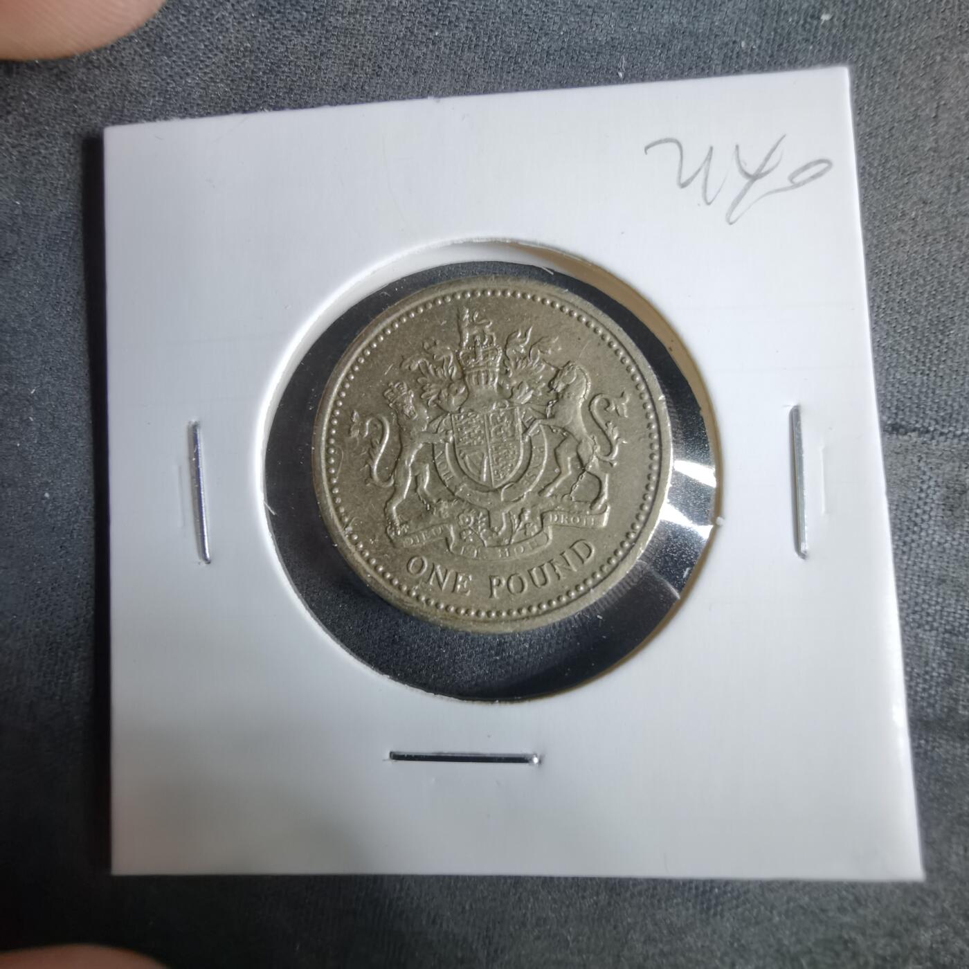 沼泽如烟--第921场 英国1983年一磅