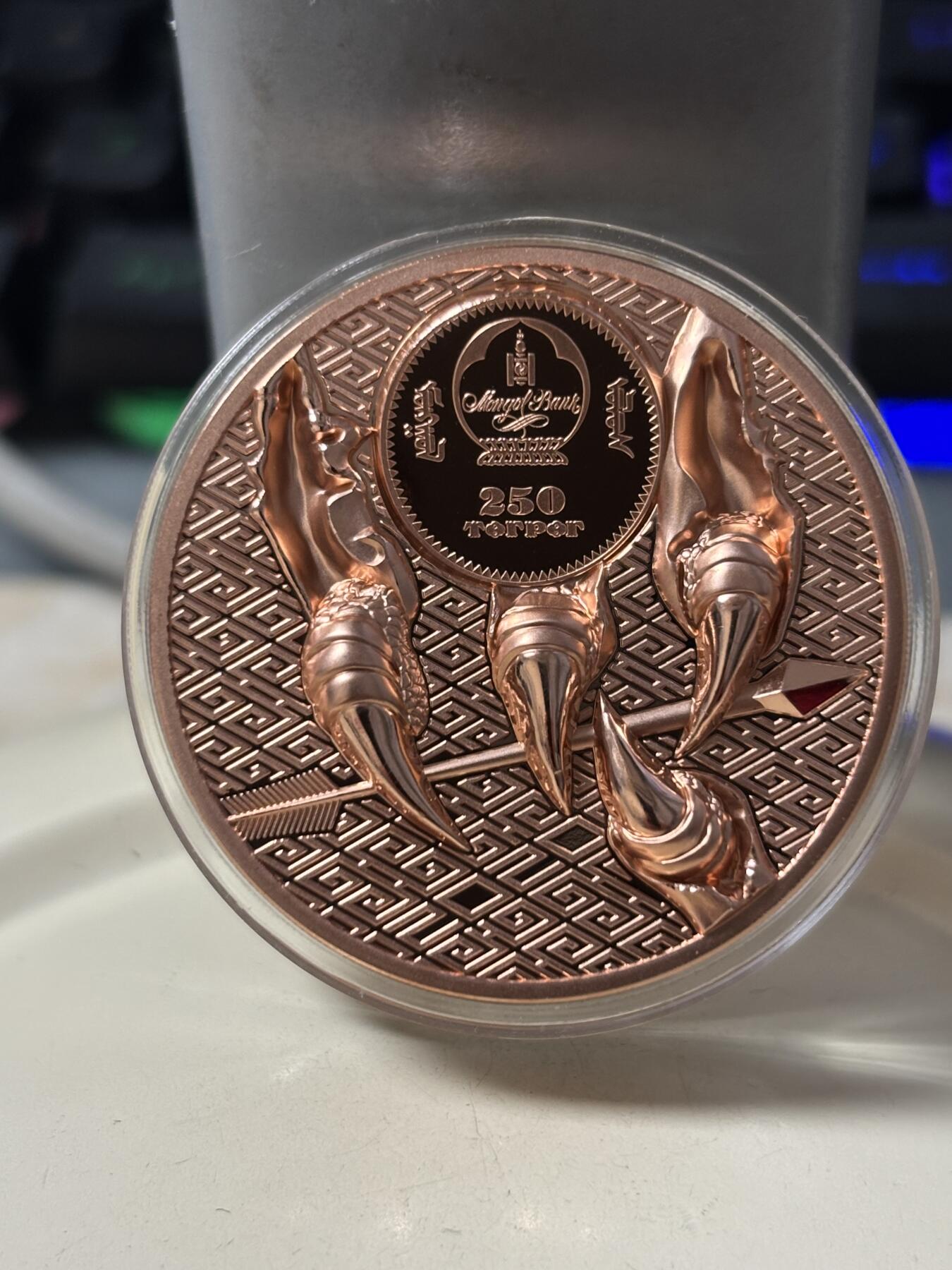 第184期拍卖 蒙古2020年系列1雄鹰双面高浮雕50克精制纪念铜币