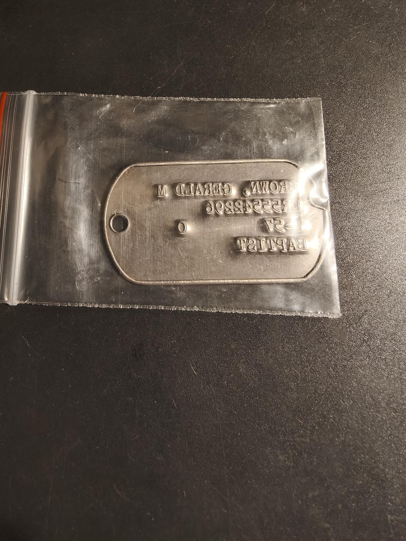 老王徽章第168期 美军狗牌    再洗礼会教派    50年代