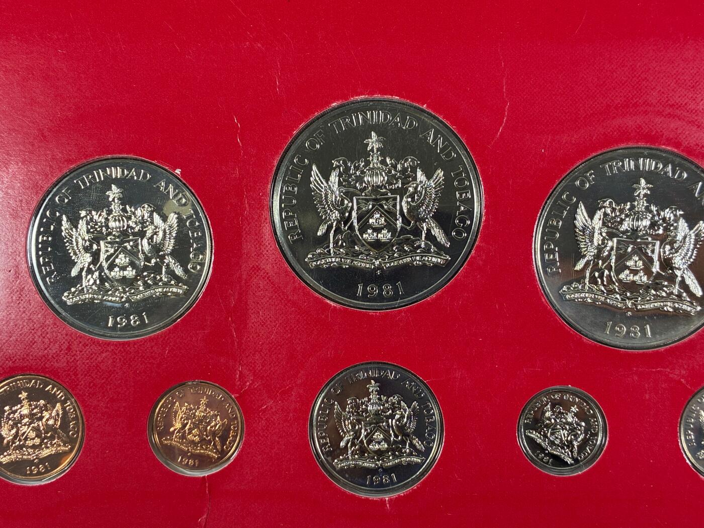 【雨安】【直播拍卖】【世界币章118期-裸币】2025-12-05 周五 19:30 保真 [现代套币] Trinidad and Tobago 特立尼达和多巴哥 套币 1981年