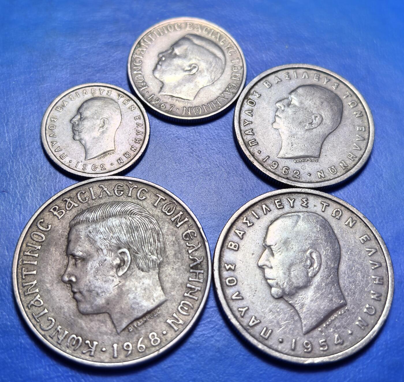 外国优质老铜币银币，周六九点倒数截拍，满百包邮，可寄存半年，喜欢朋友微信扫描二维码可直接参拍