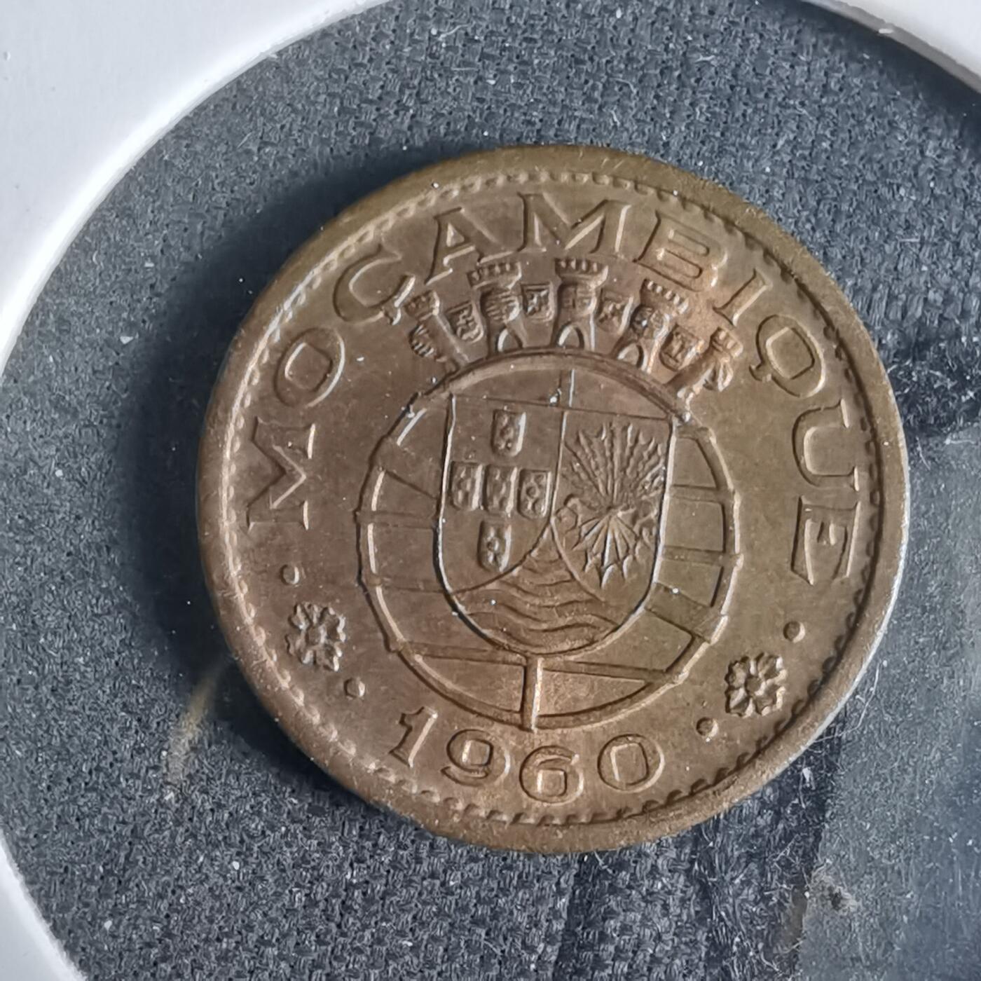 沼泽如烟--第921场 莫桑比克1960年十分