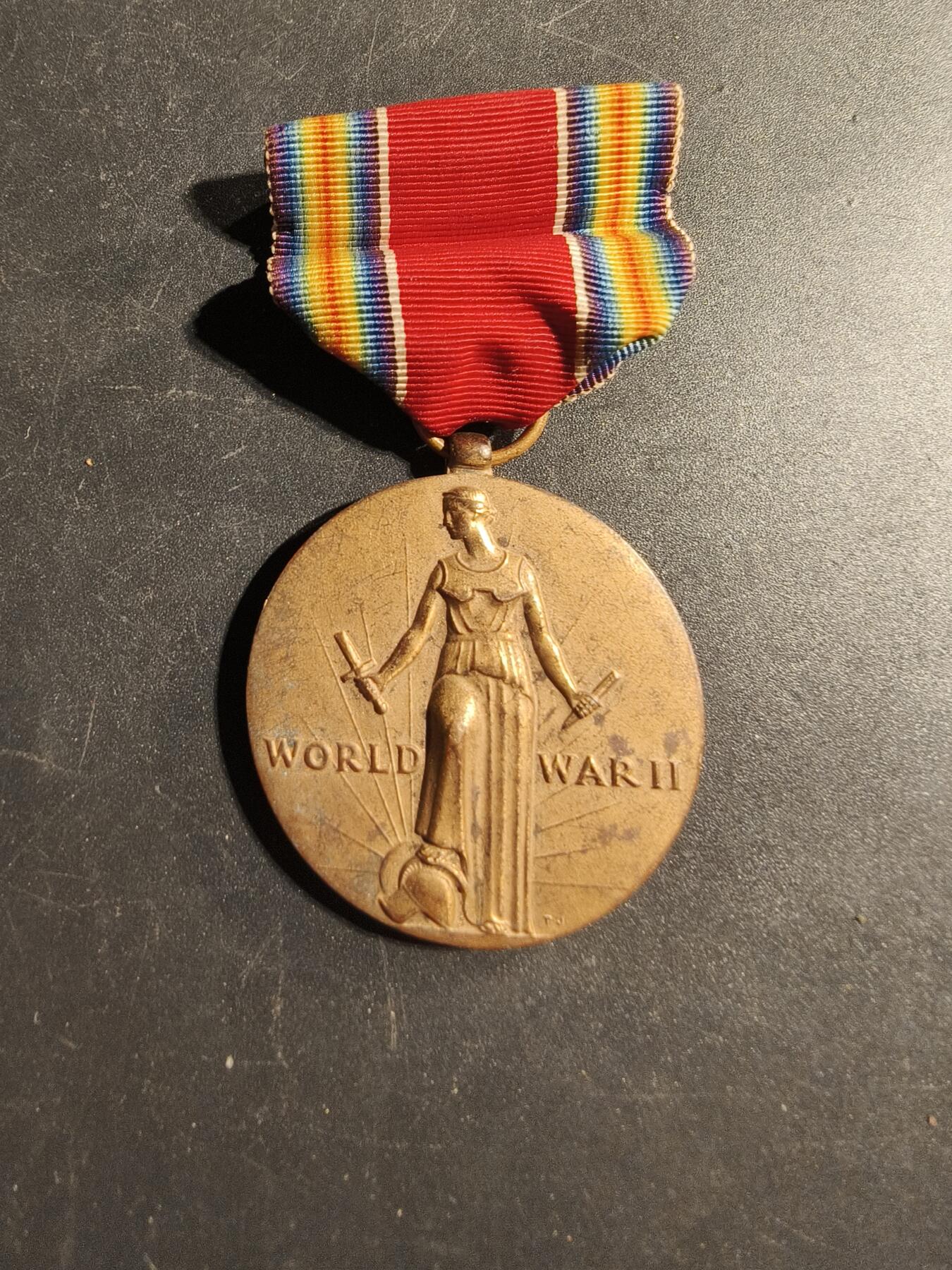 老王徽章第168期 美国二战胜利奖章