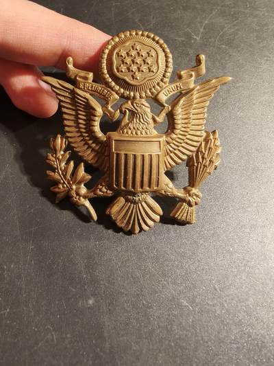 老王徽章第168期 - 美国陆军军官大檐帽帽徽