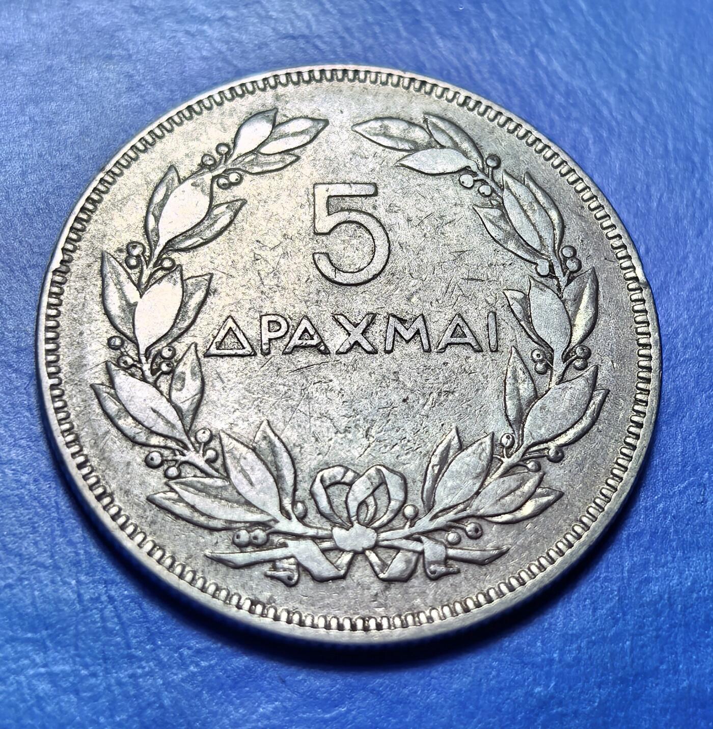 外国优质老铜币银币，周六九点倒数截拍，满百包邮，可寄存半年，喜欢朋友微信扫描二维码可直接参拍