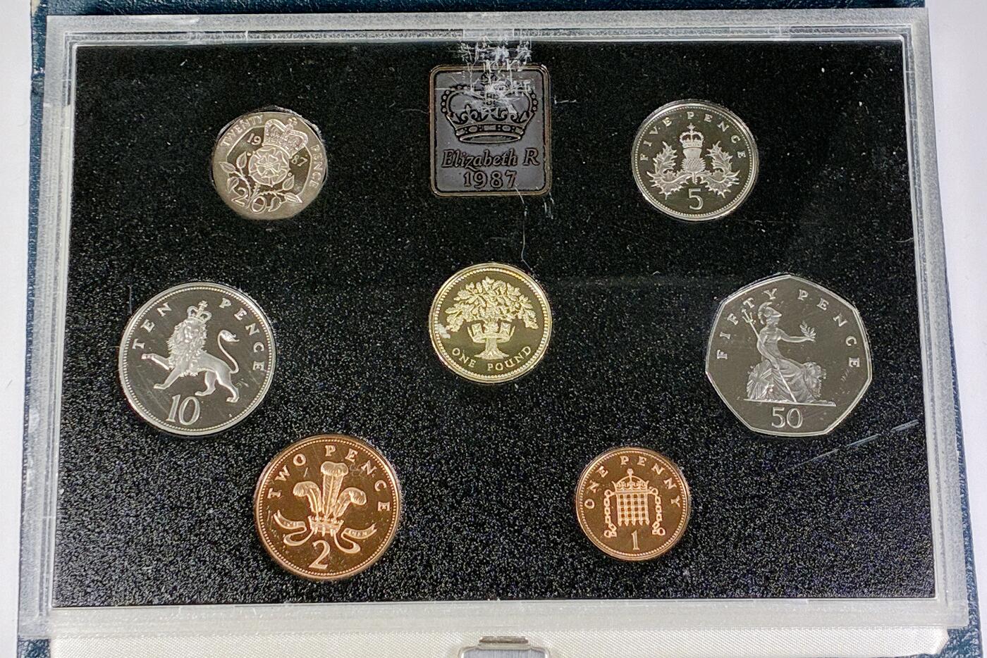 【雨安】【直播拍卖】【世界币章118期-裸币】2025-12-05 周五 19:30 保真 [现代套币] Great Britain 英国 套币 精制套币 1987年