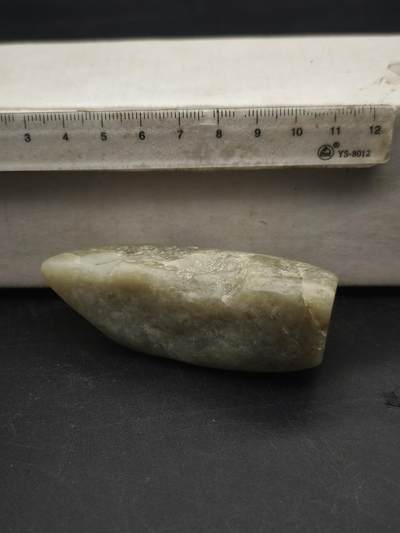 92期回流戒指饰品杂件纪念章丝路钱币专场 - 新疆青玉