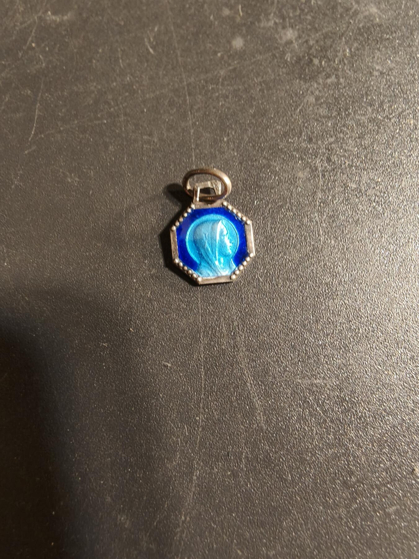 老王徽章第168期 法国天主教会纪念章