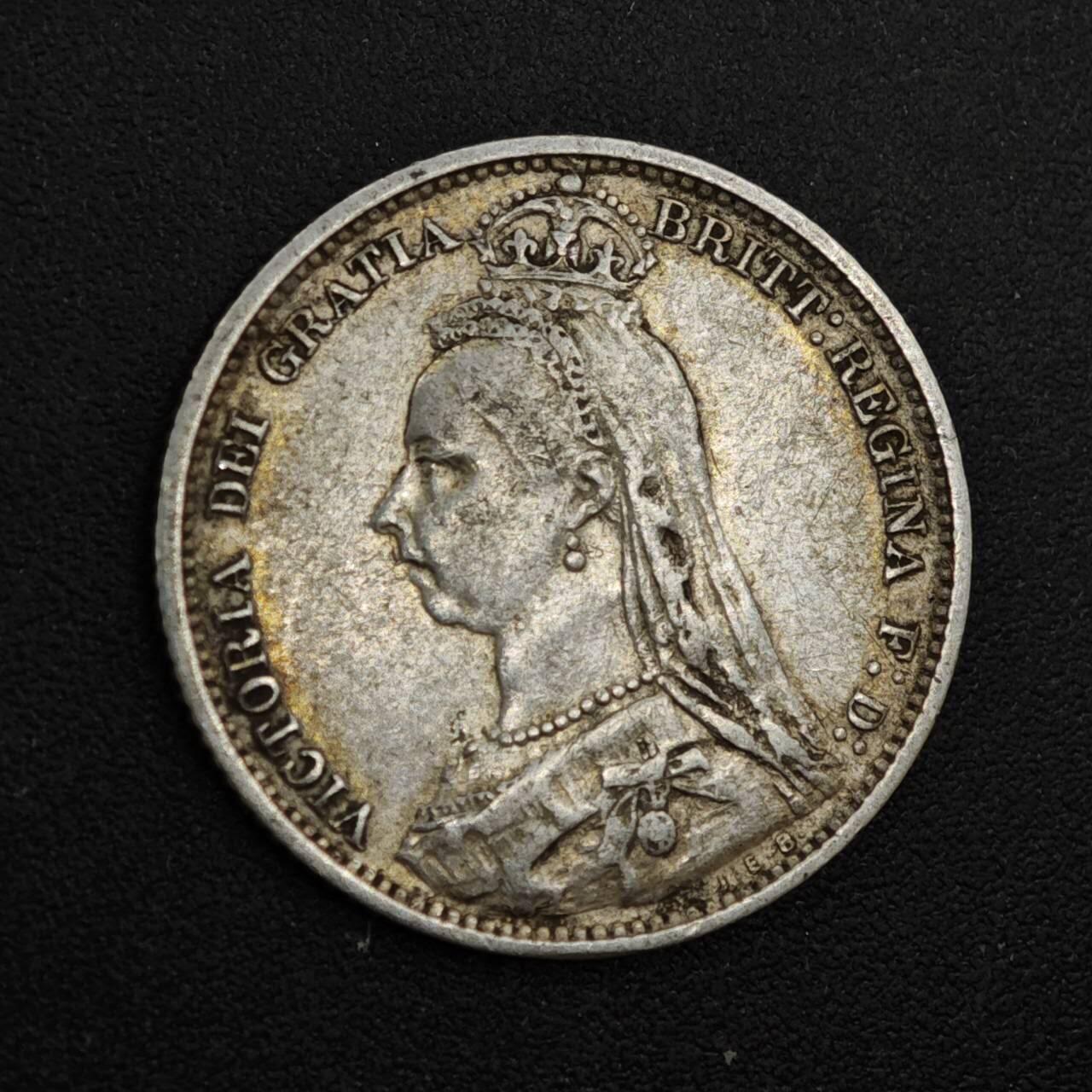 【淘币小摊】实时拍第八百一十八拍   散币小银币场   满百包邮可预留二周 每周一统一发货   英国1889年维多利亚6便士银币