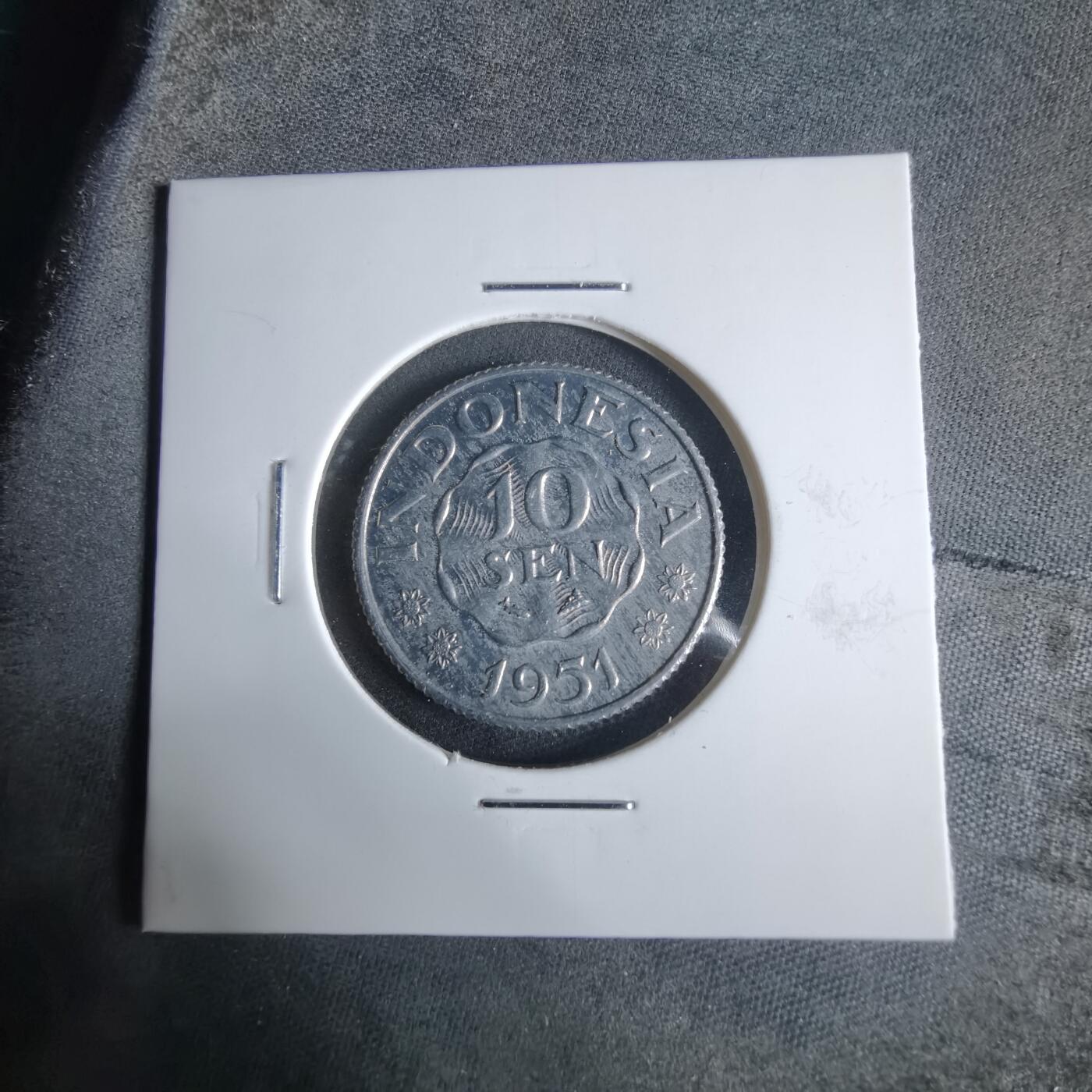 沼泽如烟--第921场 印度尼西亚1951年十分