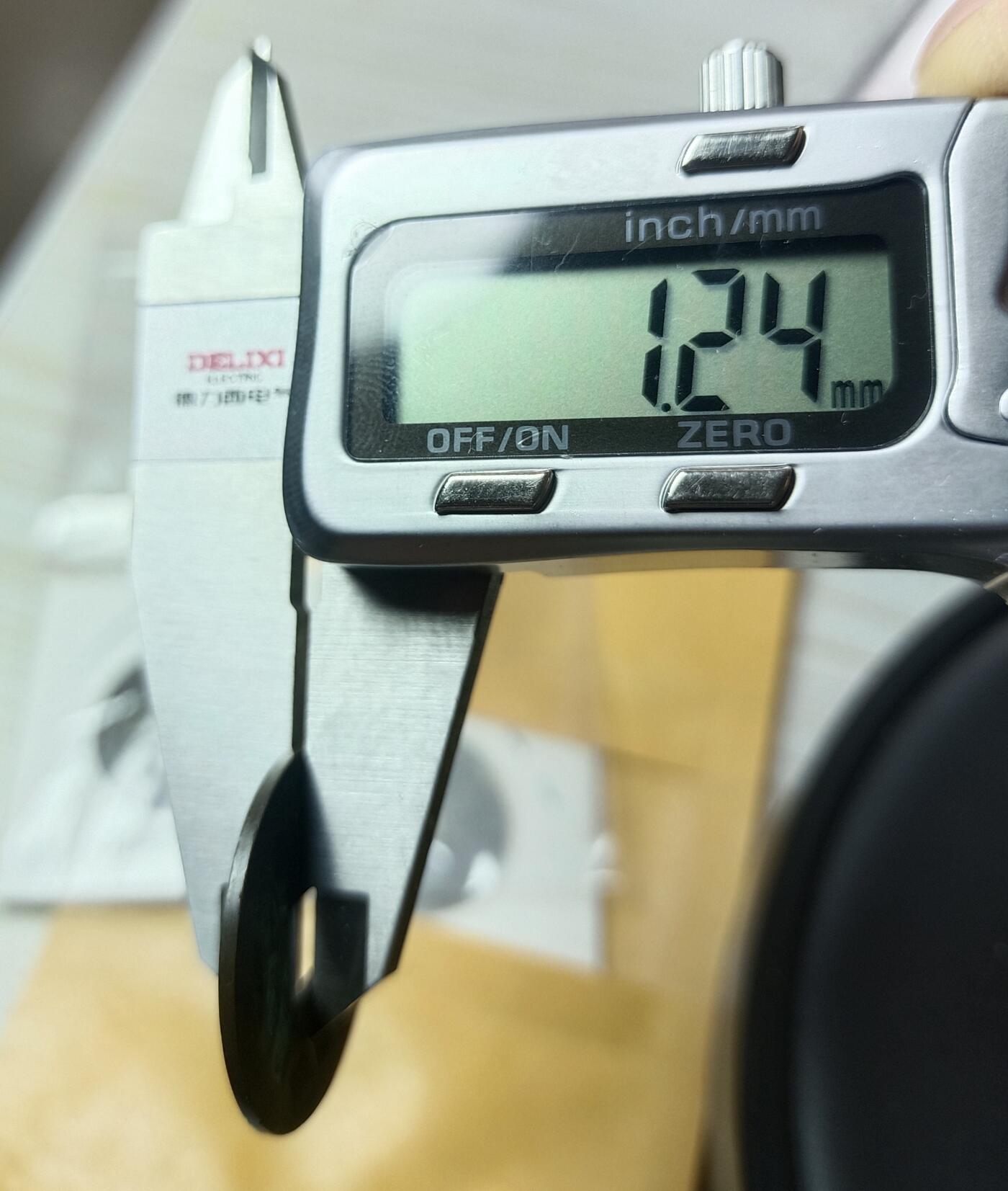 宽永通宝背水波纹，文久永宝背水波纹