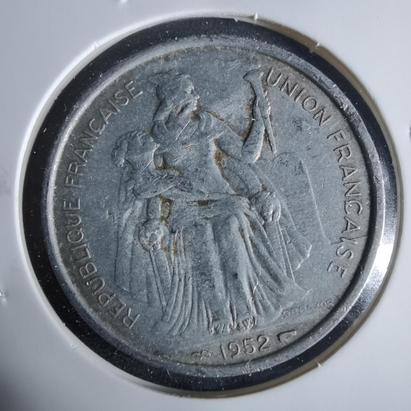 沼泽如烟--第921场 法属新喀里多尼亚1952年5法郎