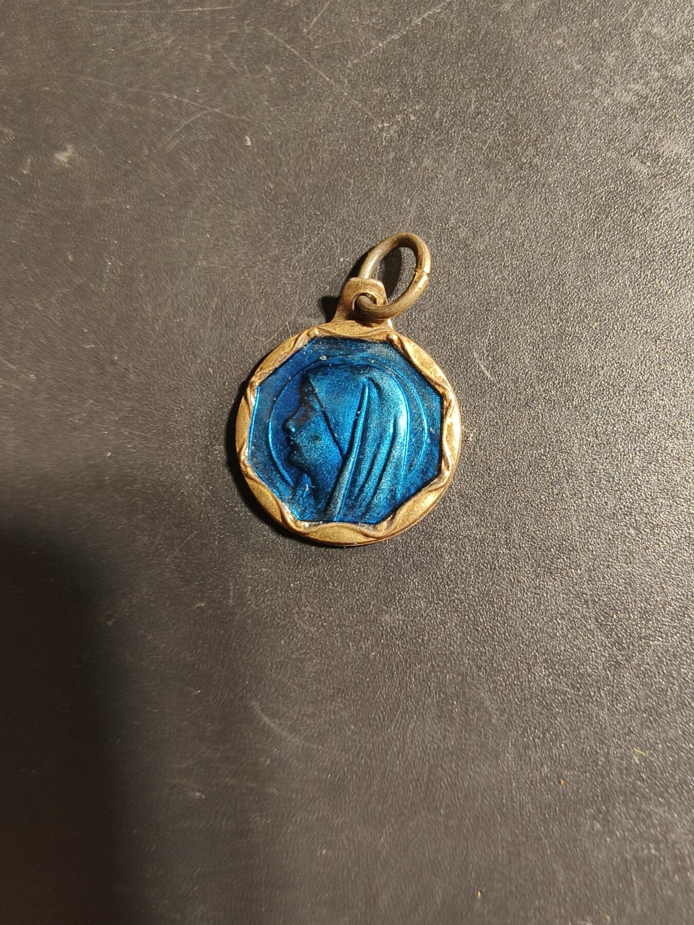 老王徽章第168期 法国天主教会纪念章