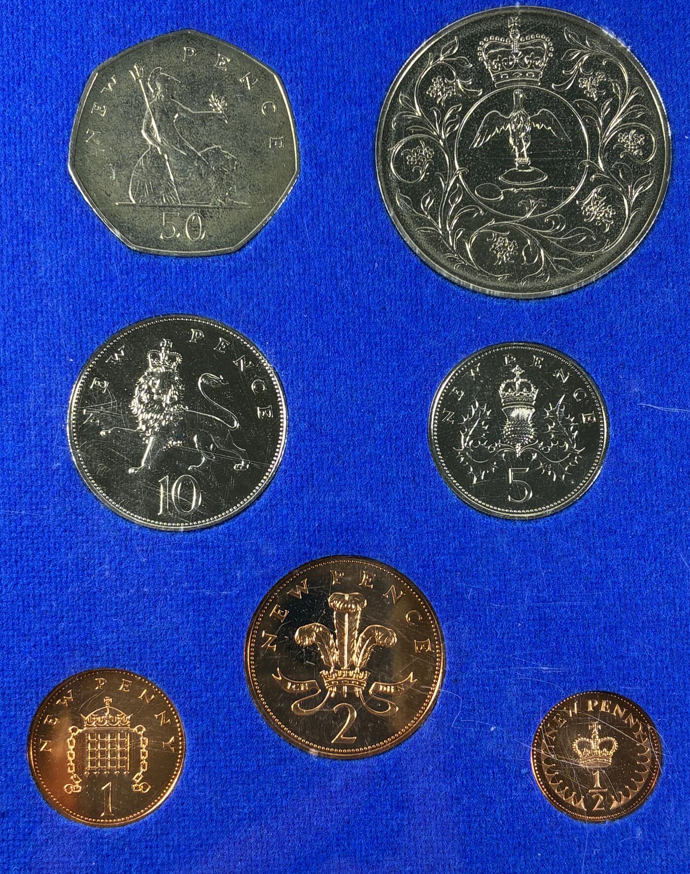 【雨安】【直播拍卖】【世界币章118期-裸币】2025-12-05 周五 19:30 保真 [现代套币] Great Britain 英国 套币 精制套币 1977年