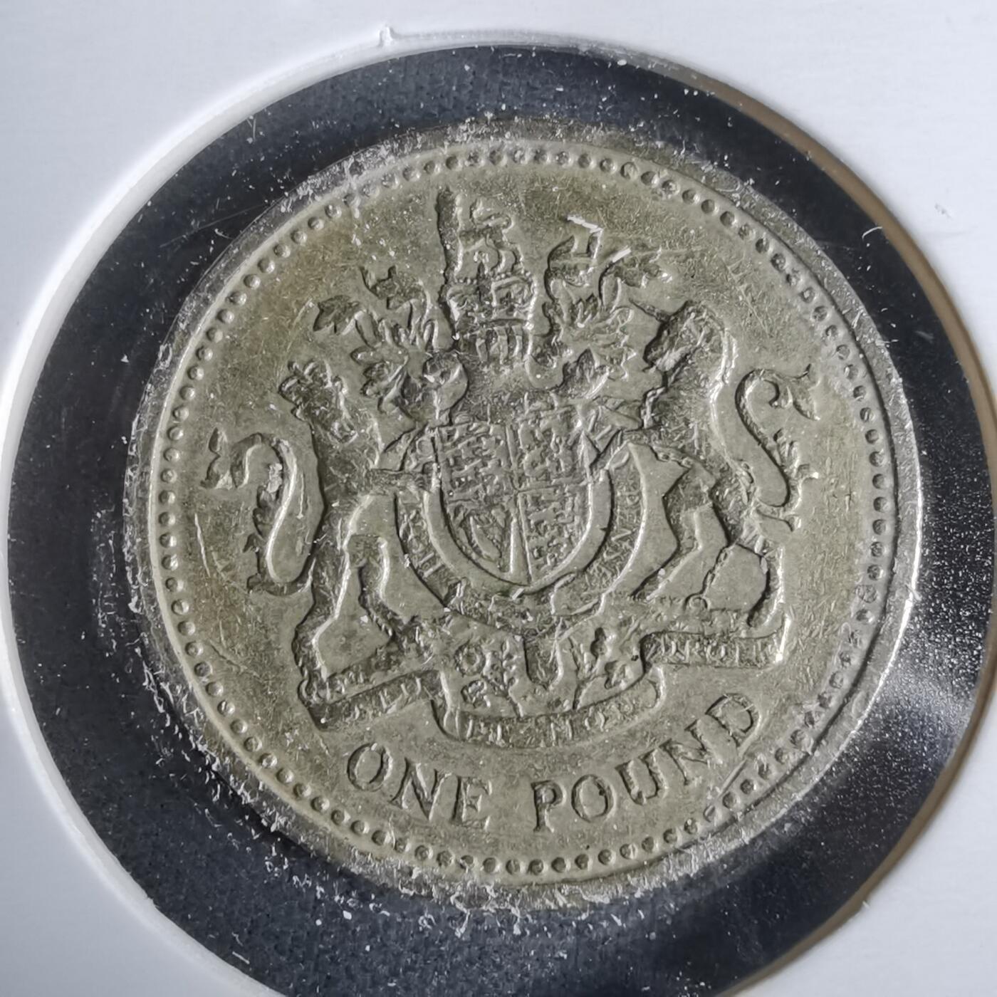 沼泽如烟--第921场 英国1983年一磅