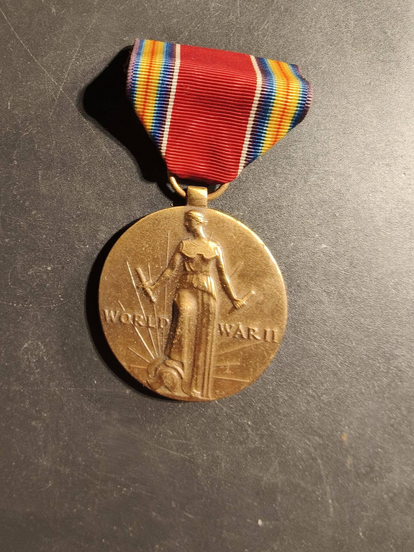 老王徽章第168期 美国二战胜利奖章