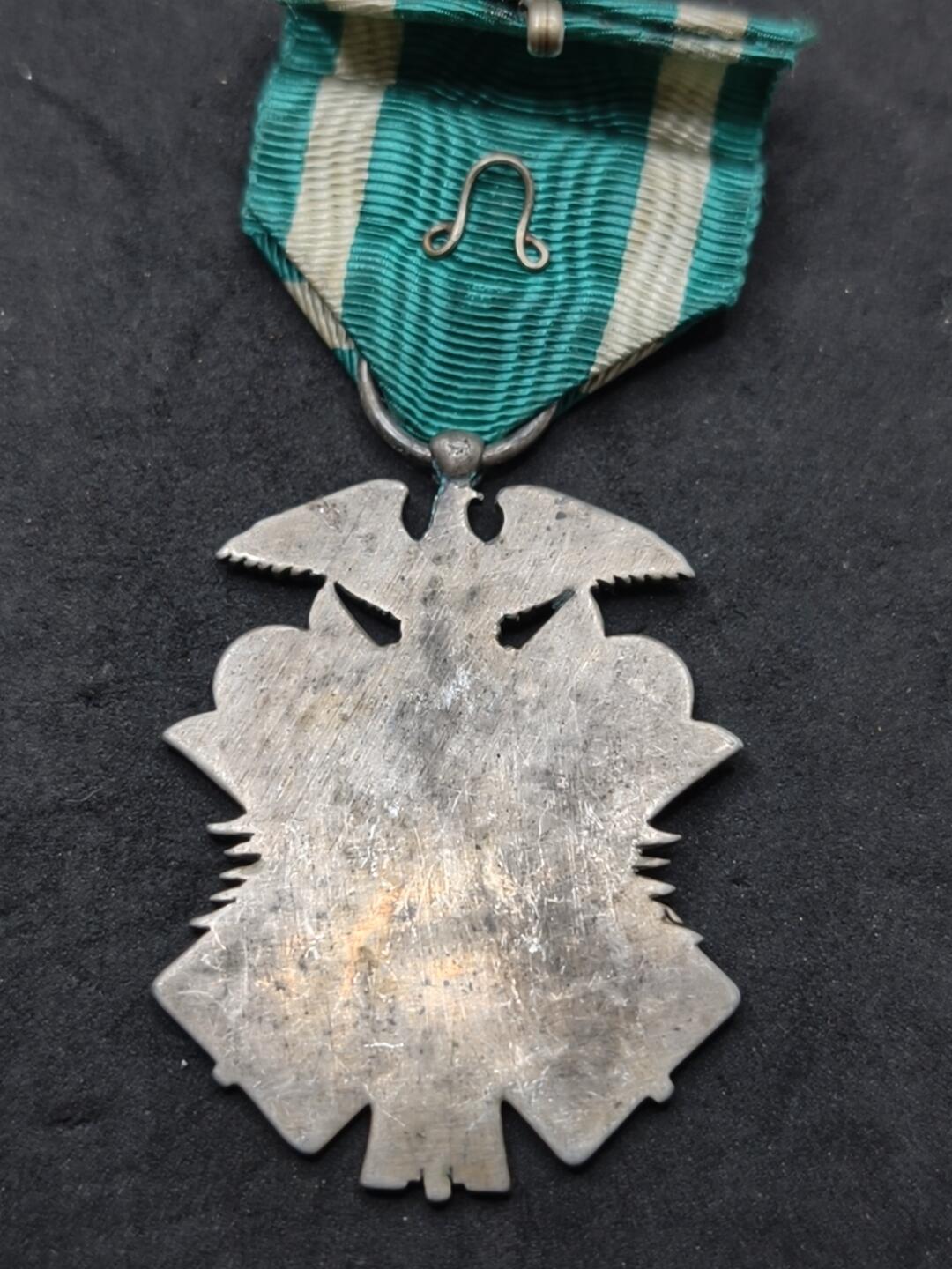 凯旋世界勋赏（第20期）（欢迎送拍）（对拍品有疑问请询问客服，不接受到手刀，出价默认拍品品相。请认真阅读拍卖规则！出价默认已认可！）（收到货请录制开箱视频，无视频概不处理问题。） 复刻七鸟