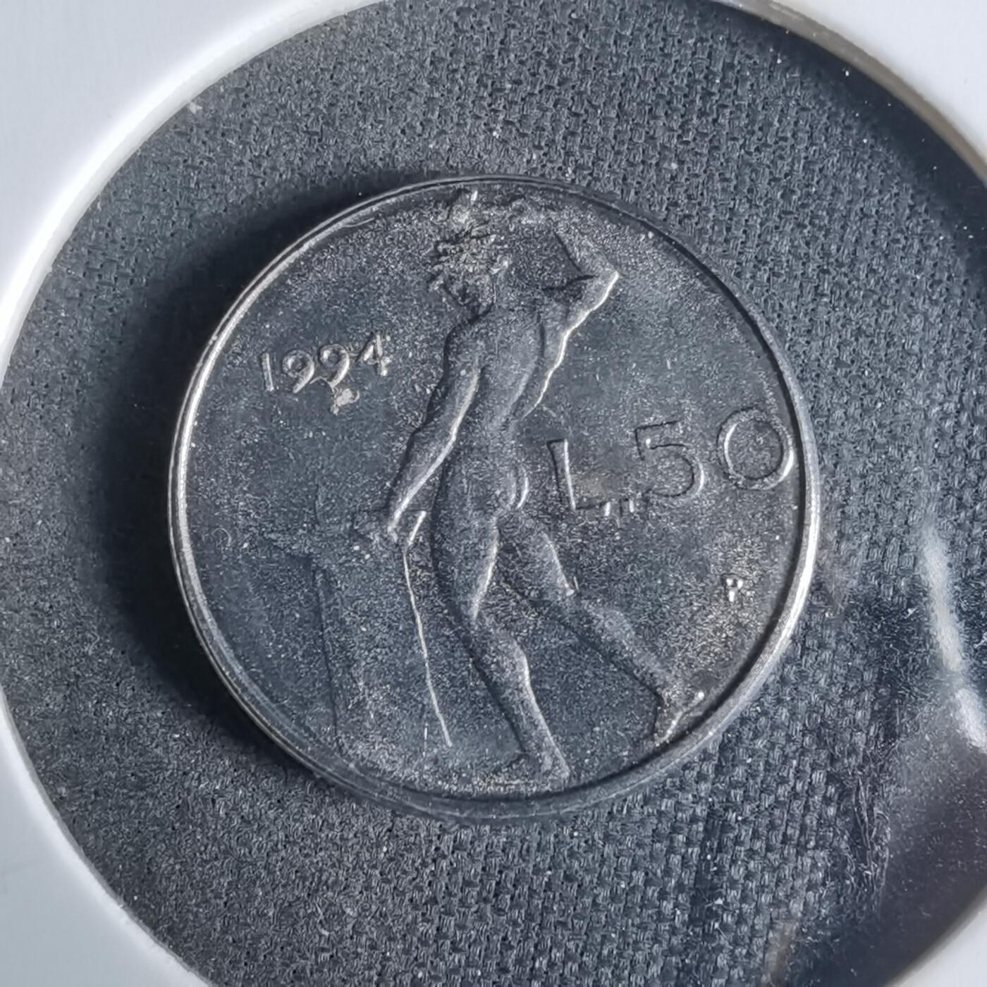 沼泽如烟--第921场 意大利1994年50里拉