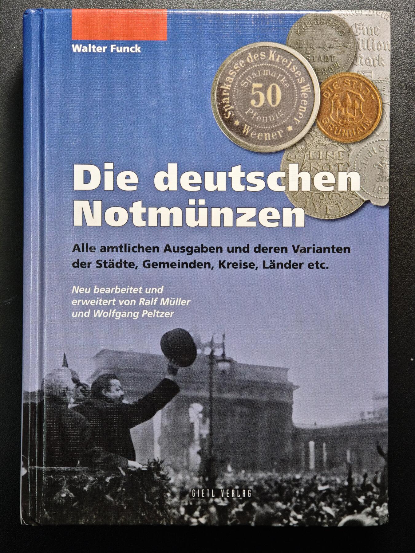 【德藏】世界币章拍卖第156期（拍品征集中~欢迎藏友联系） 98新 德国德紧芬克目录 硬壳精装 铜版纸印刷 内容及其细致丰富 德紧硬币必备工具书 收藏与学习兼备 全书约703页