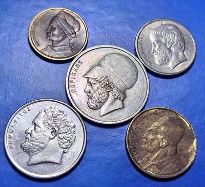 外国优质老铜币银币，周六九点倒数截拍，满百包邮，可寄存半年，喜欢朋友微信扫描二维码可直接参拍 - 希腊1976年-1986年历史名人不同面值一套
