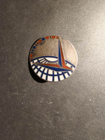 老王徽章第168期 - 美国二战运输司令部驼峰航线飞行员证章     横针版925银     带厂标